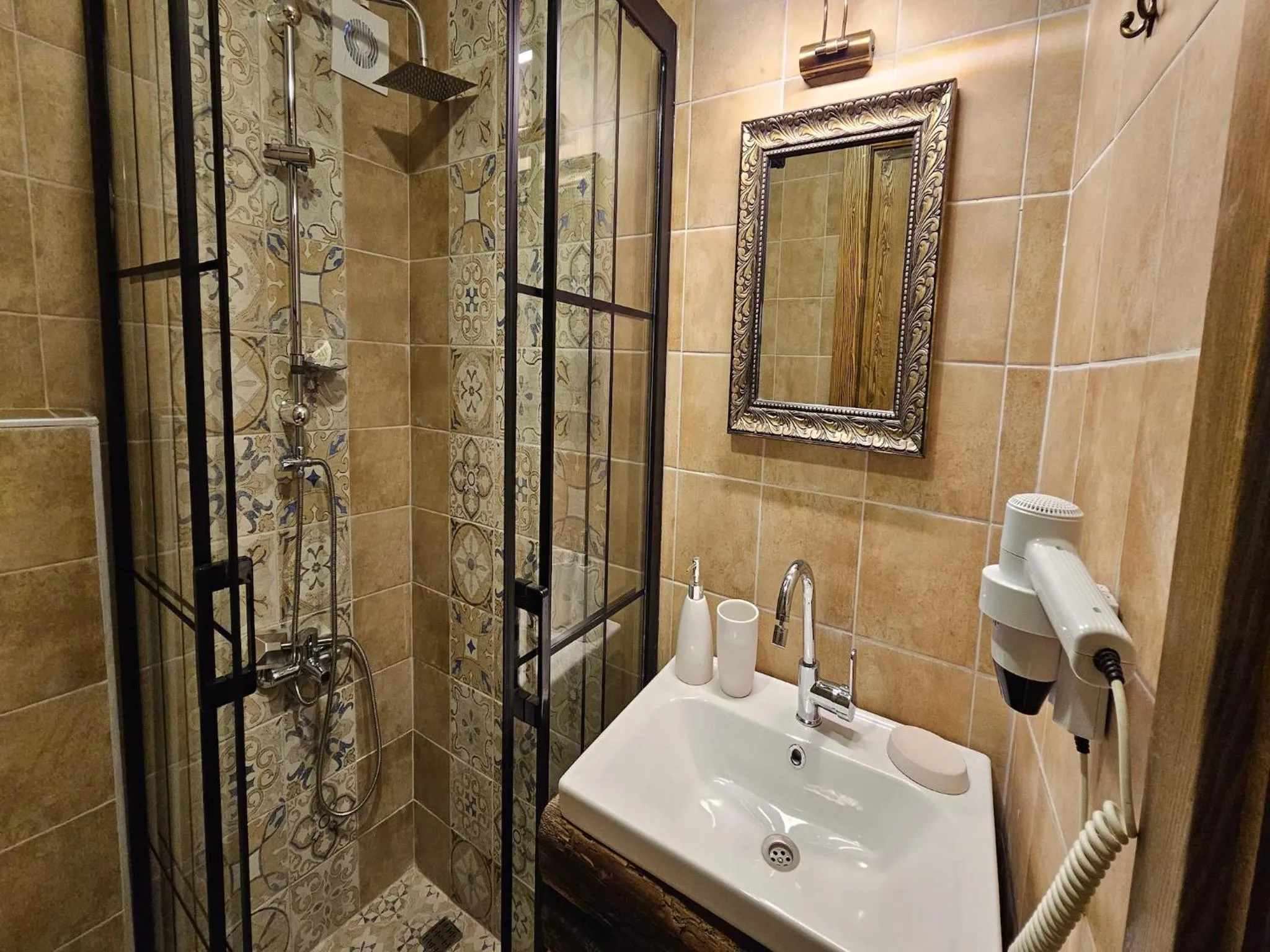 Shower in Origin Rooms Urla