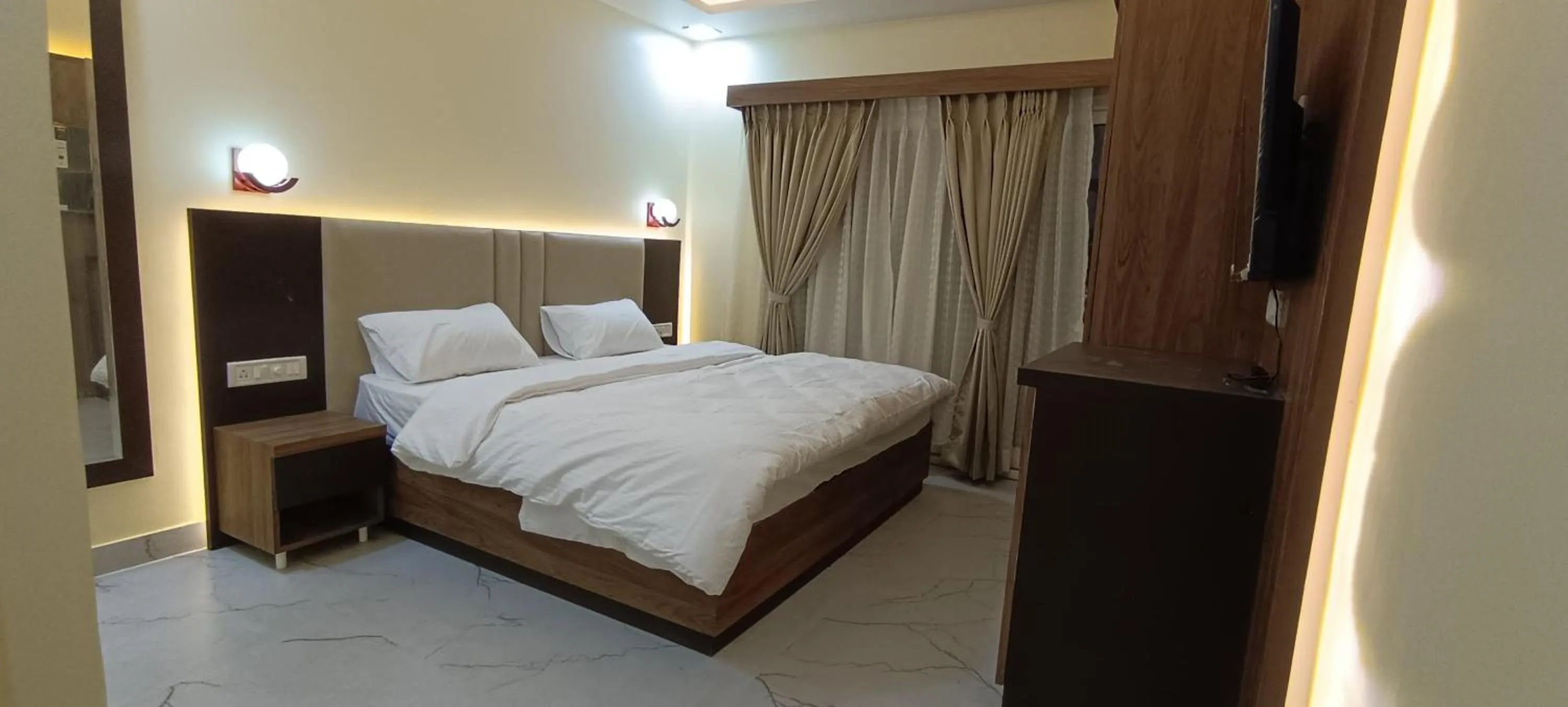 Bedroom, Bed in The Banaras Hotel