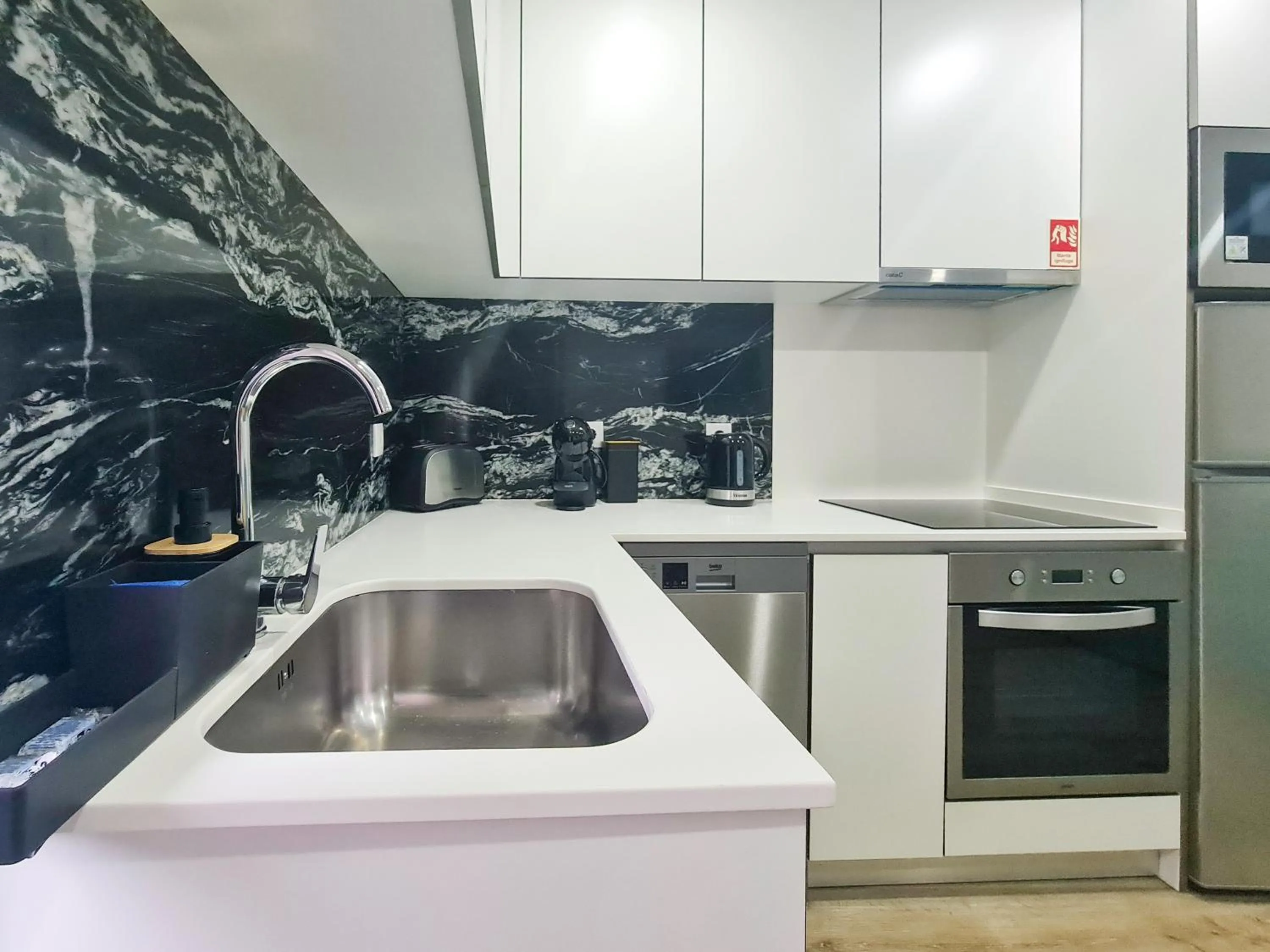 Kitchen or kitchenette in Casa d'Henrique Retreat Pool and Spa