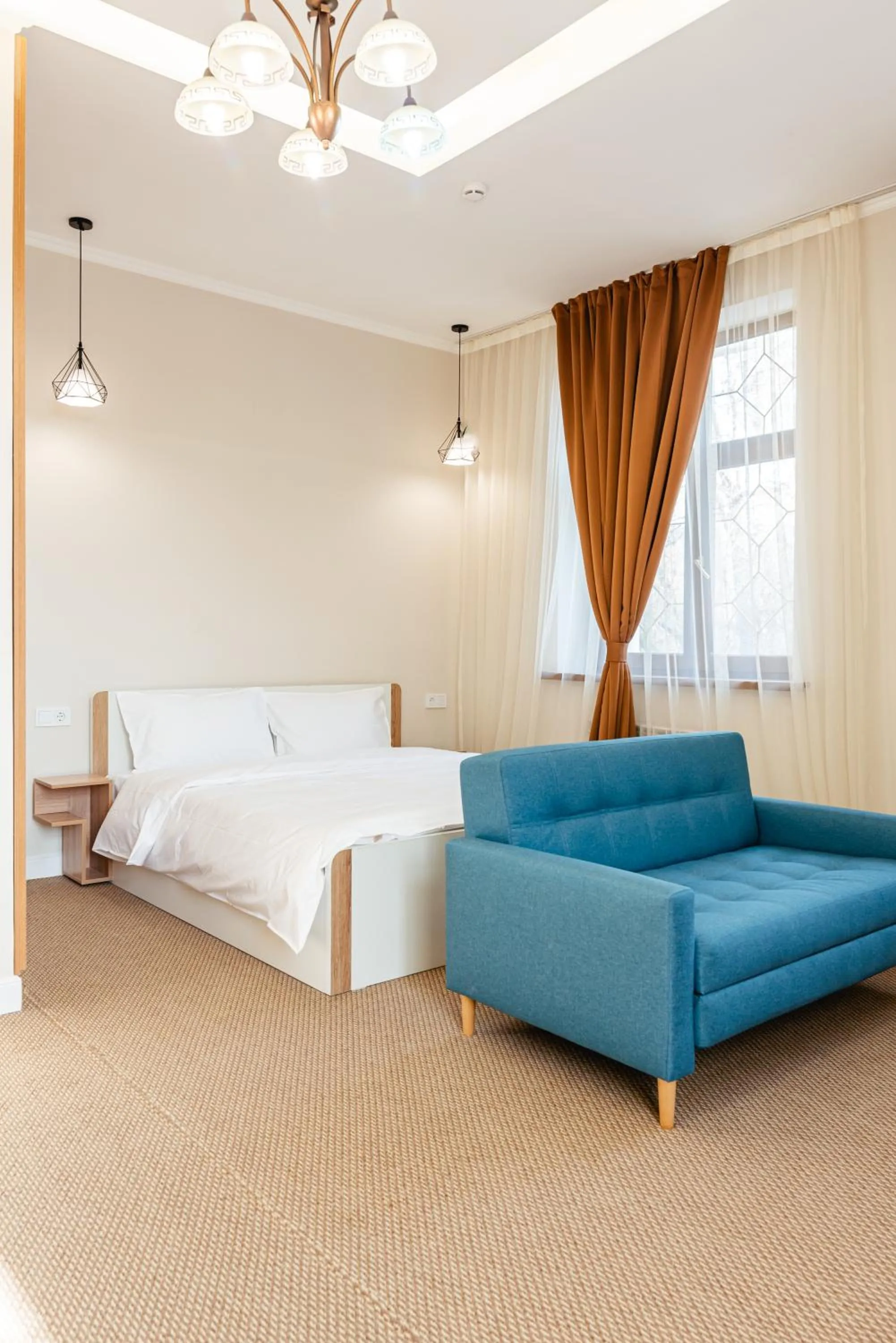 Bed in AYKUN Hotel