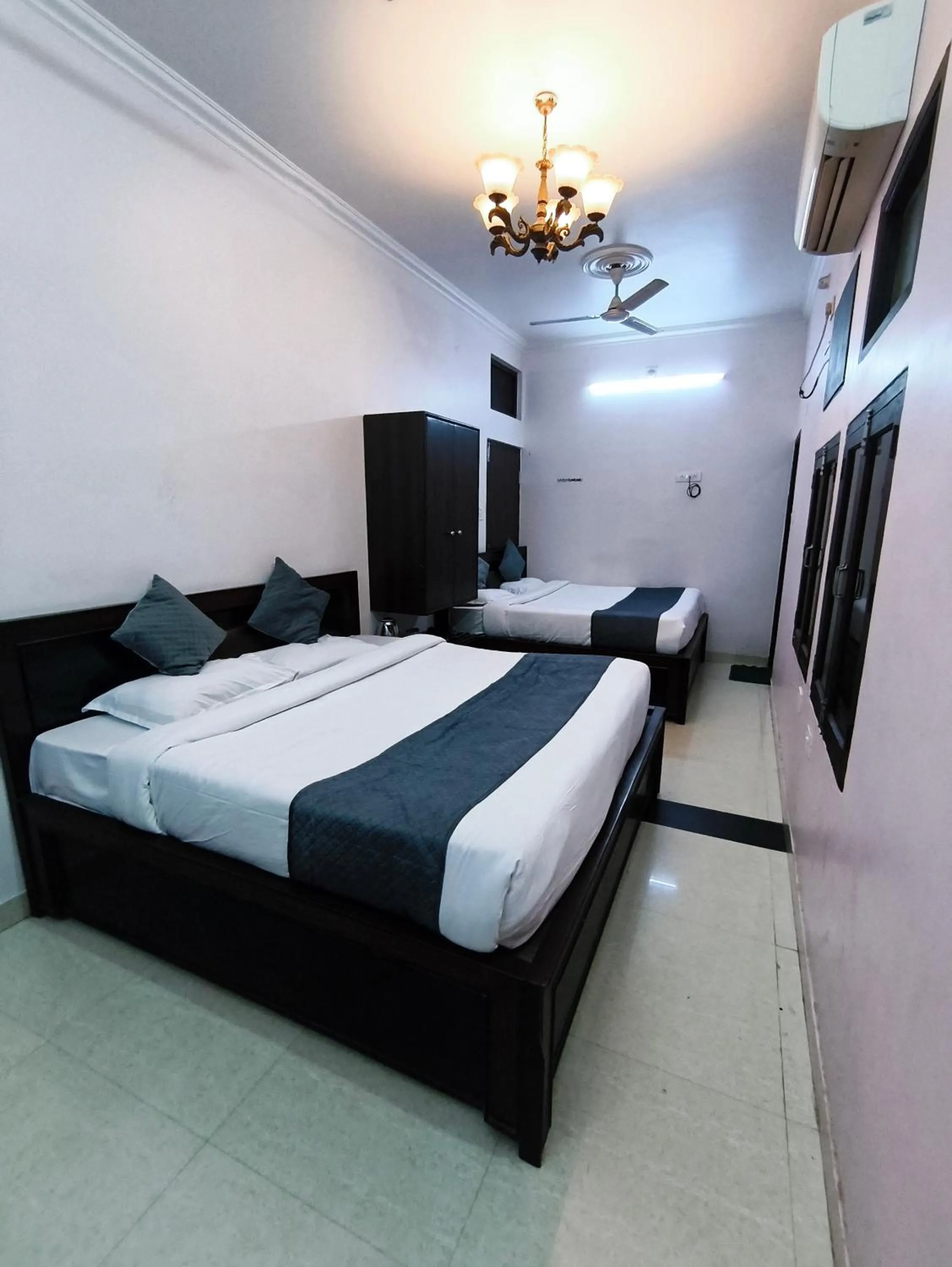 hotel blue star