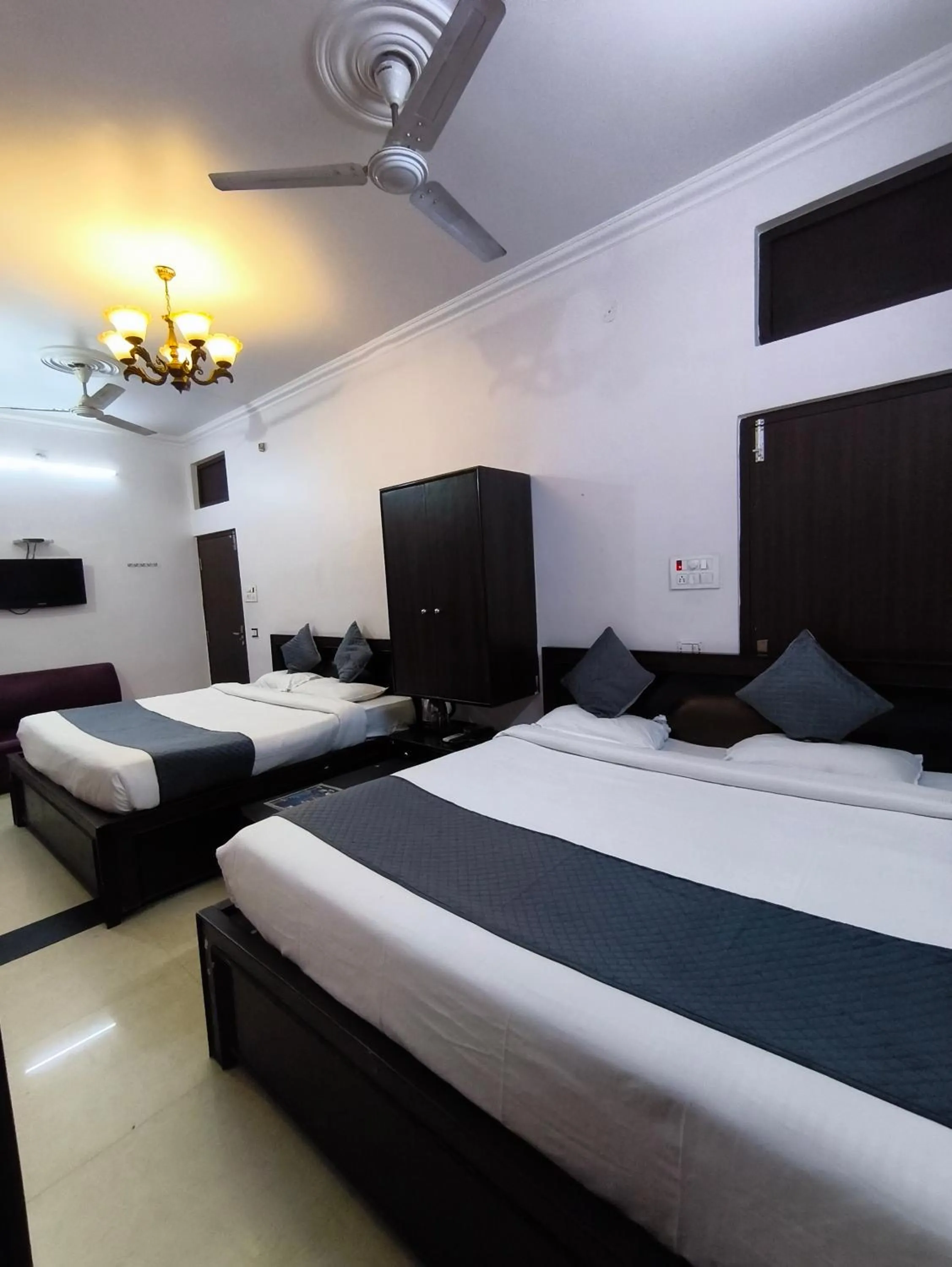 hotel blue star