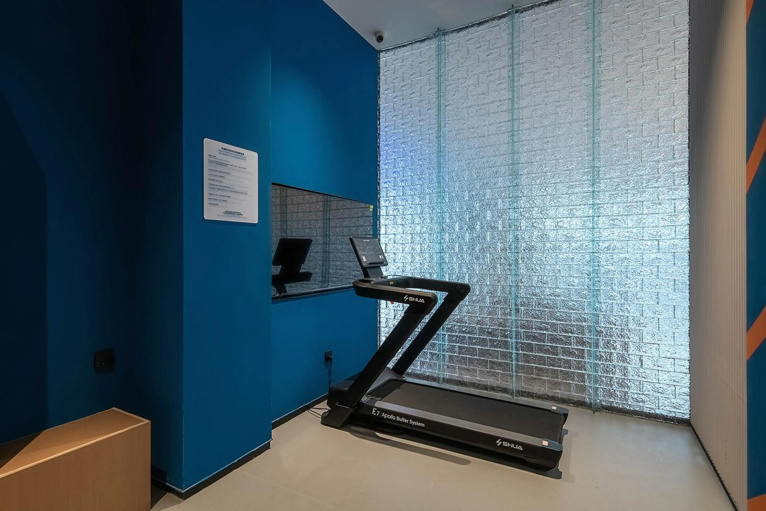 Fitness centre/facilities in Holiday Inn Express Chongqing Nanbin Road by IHG