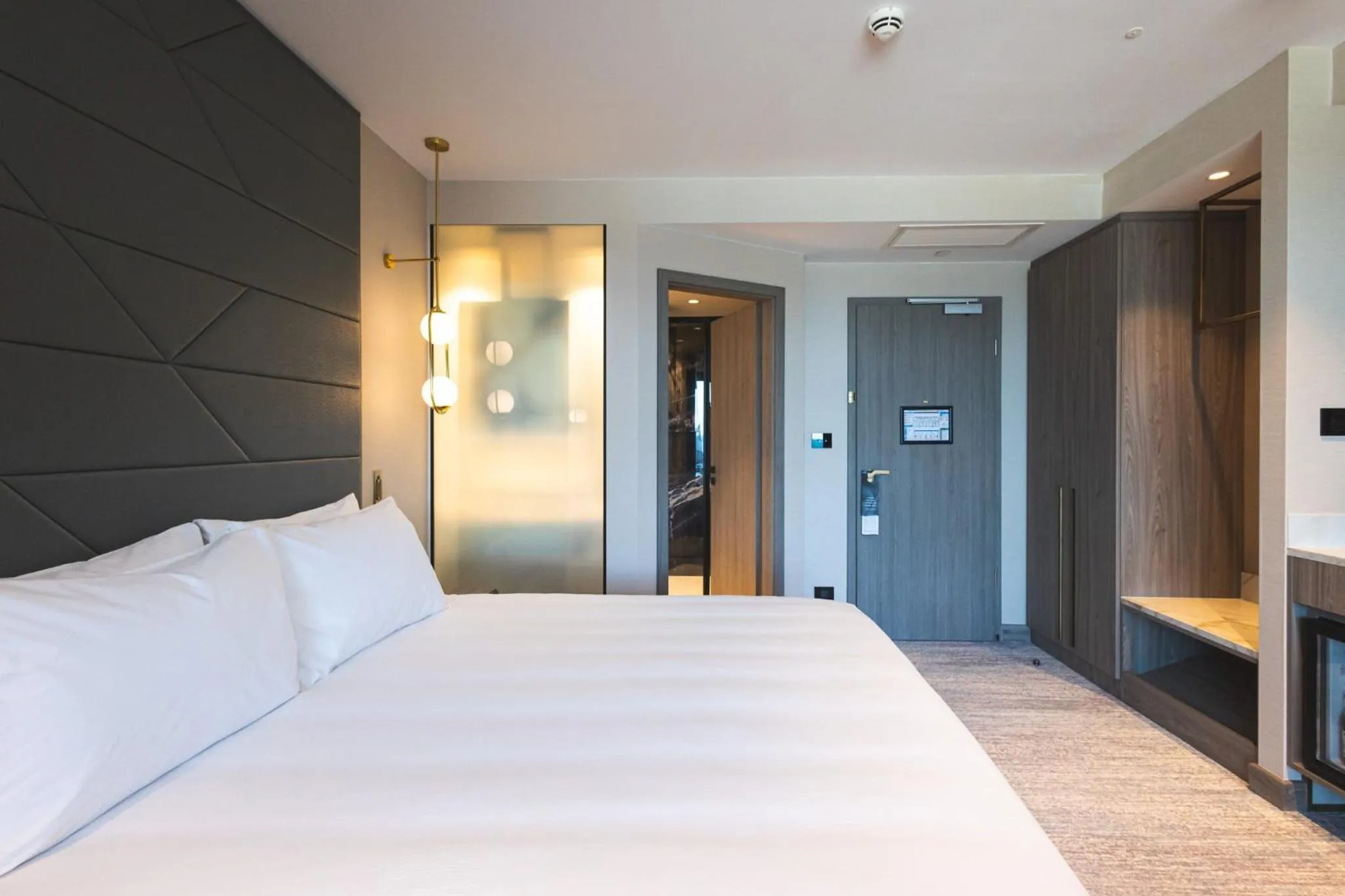 Photo of the whole room, Bed in Crowne Plaza Constanta - Mamaia Beach by IHG