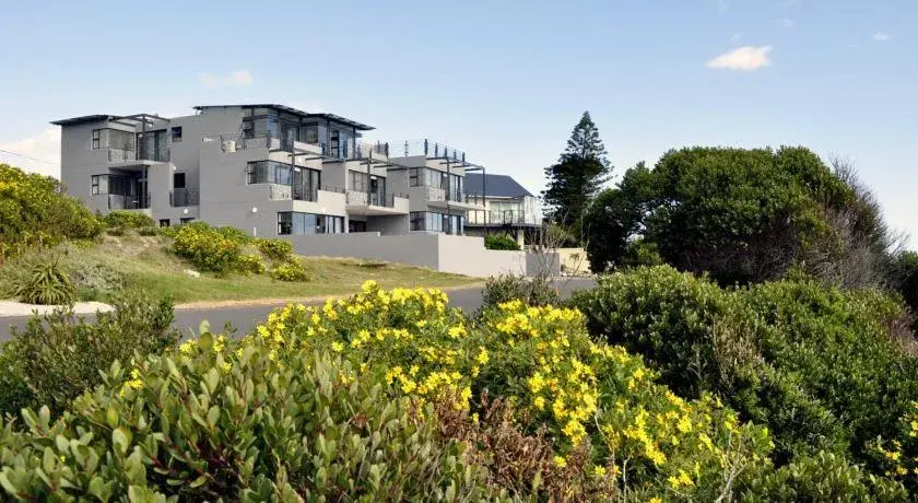 Street view in 65onCliff Street view in 65onCliff