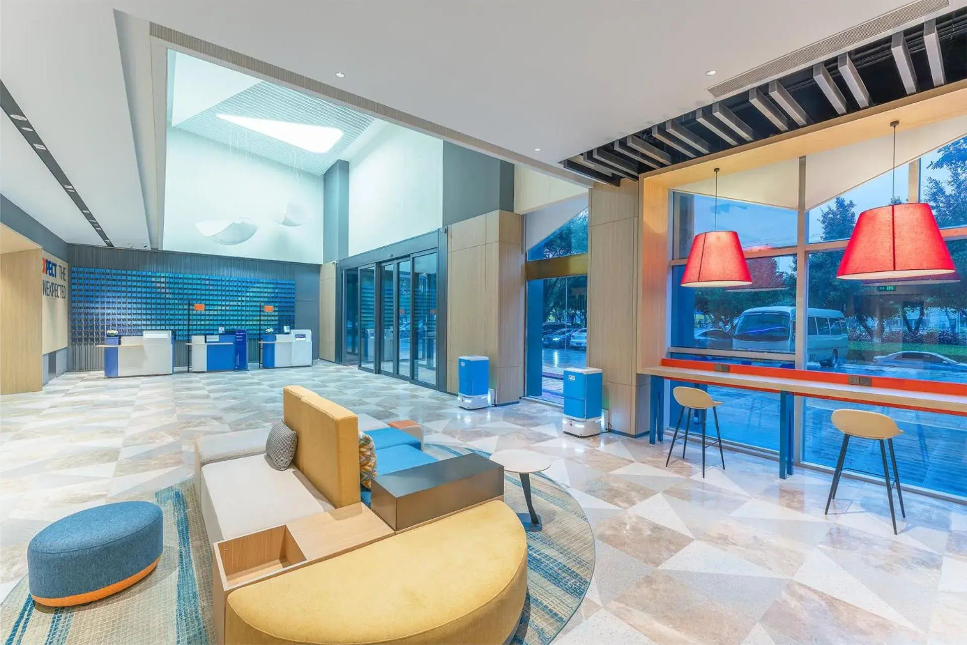 Lobby or reception in Holiday Inn Express Xiamen Jimei New Town by IHG Lobby or reception in Holiday Inn Express Xiamen Jimei New Town by IHG