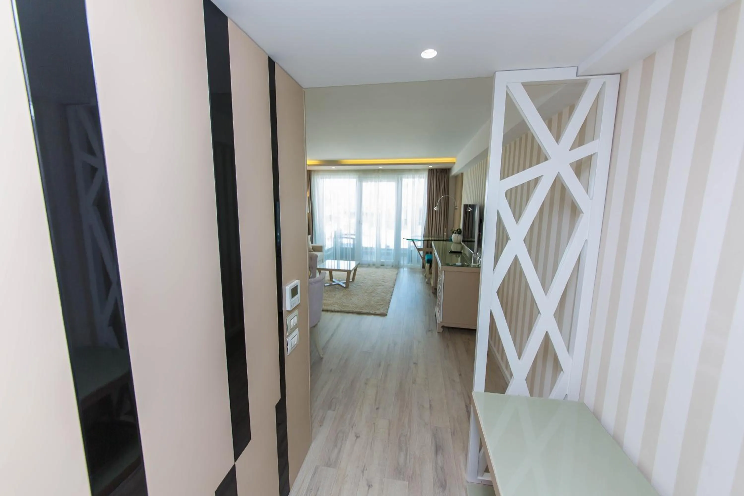 Area and facilities in Demi Hotel