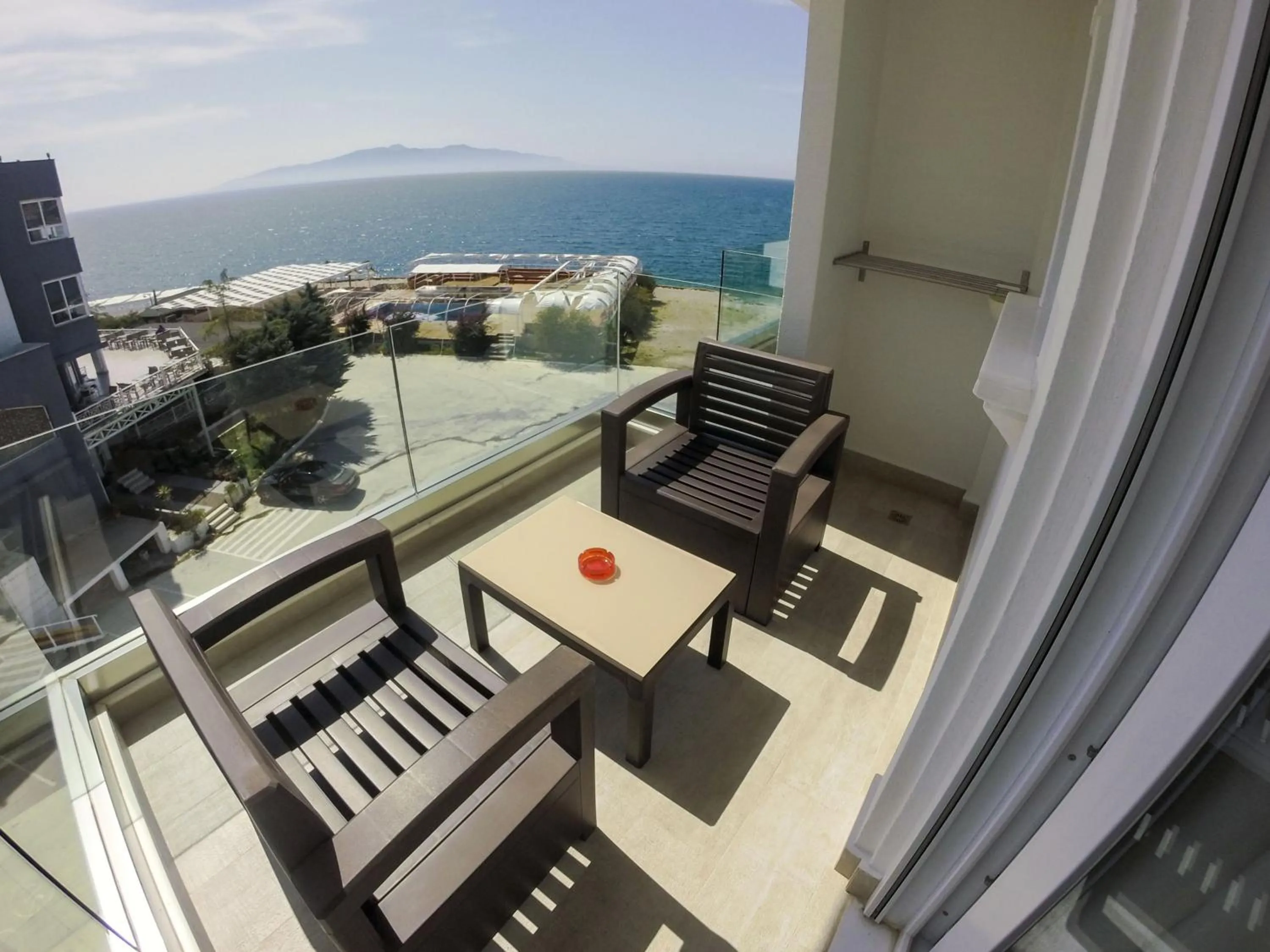 Seating area in Demi Hotel