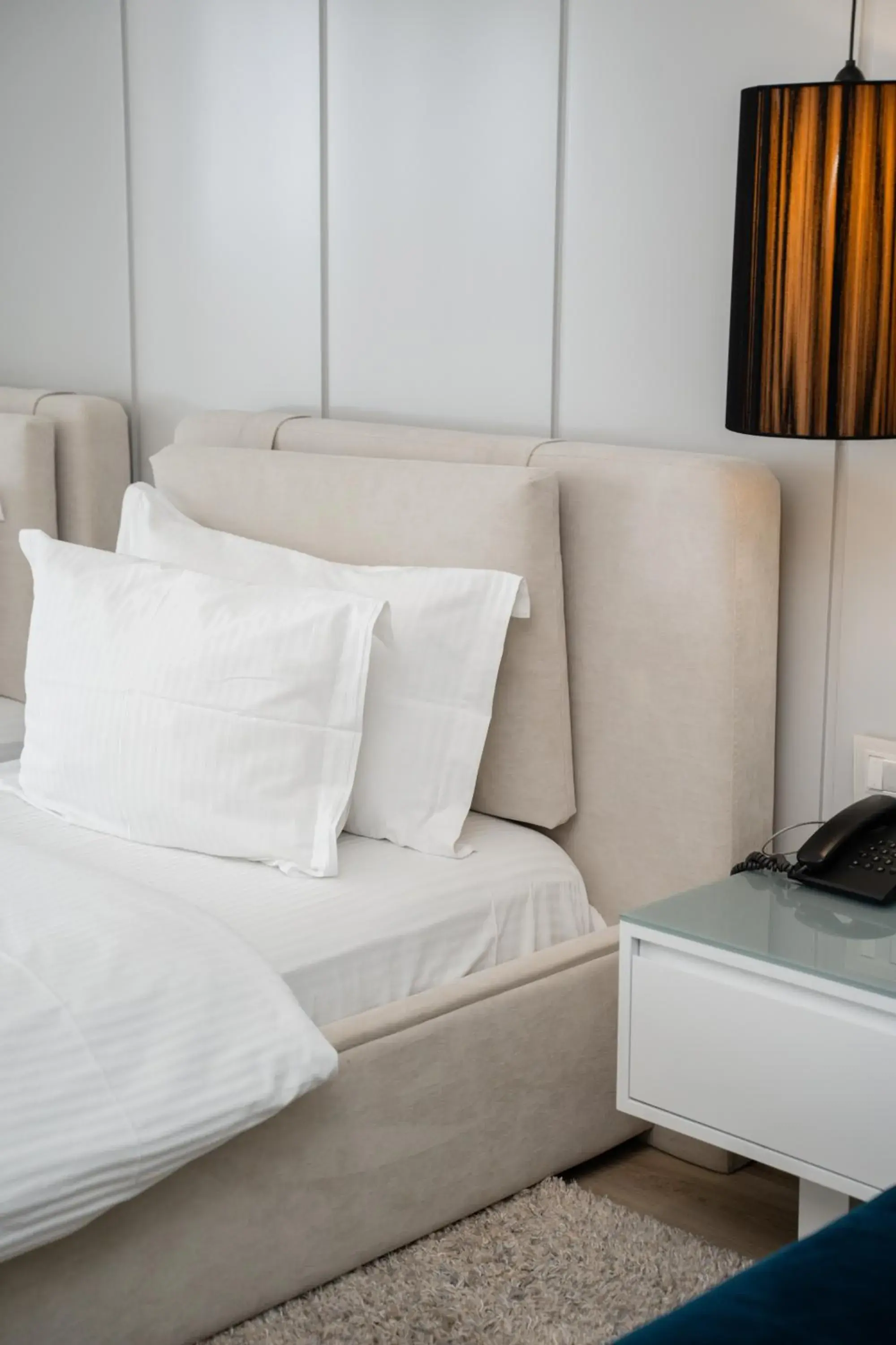 Double or Twin Room with Side Sea View in Demi Hotel Double or Twin Room with Side Sea View in Demi Hotel