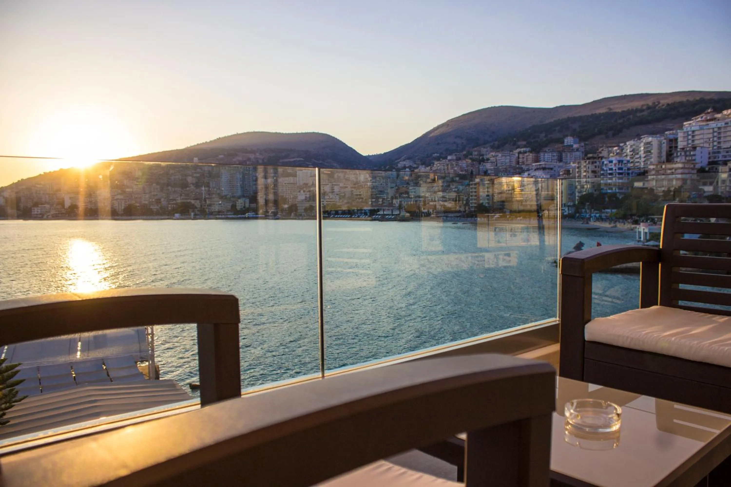 Balcony/Terrace in Demi Hotel