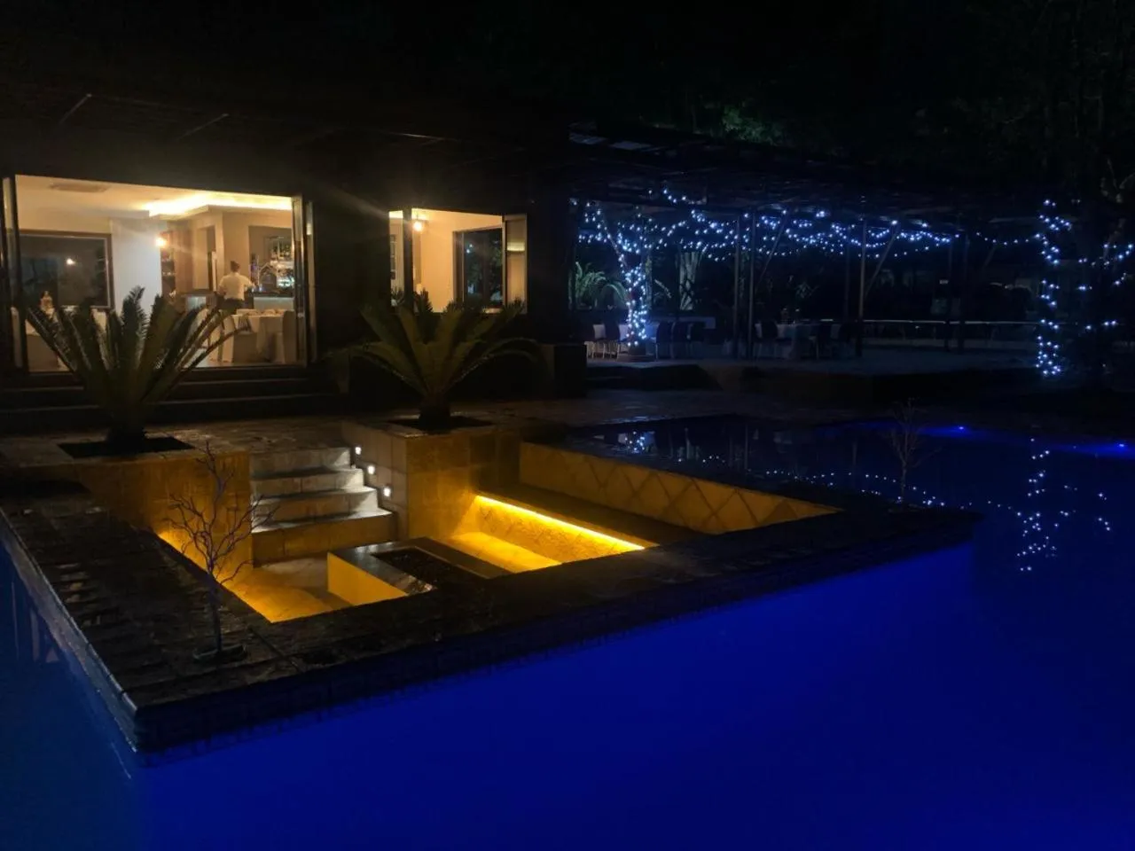 Property building in Manor Hills Guest Lodge