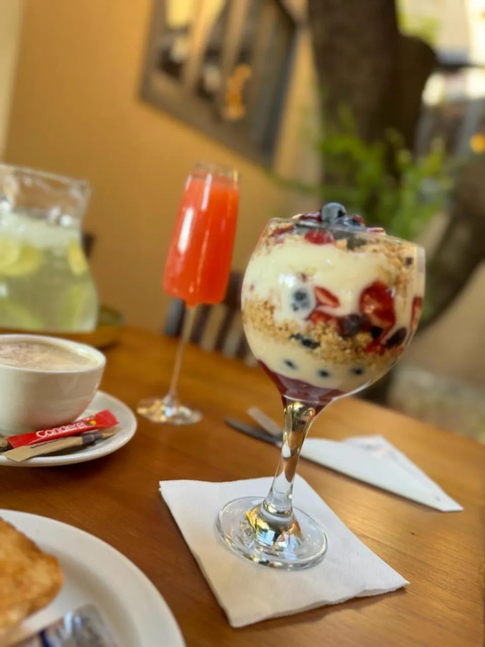 Restaurant/places to eat in Manor Hills Guest Lodge