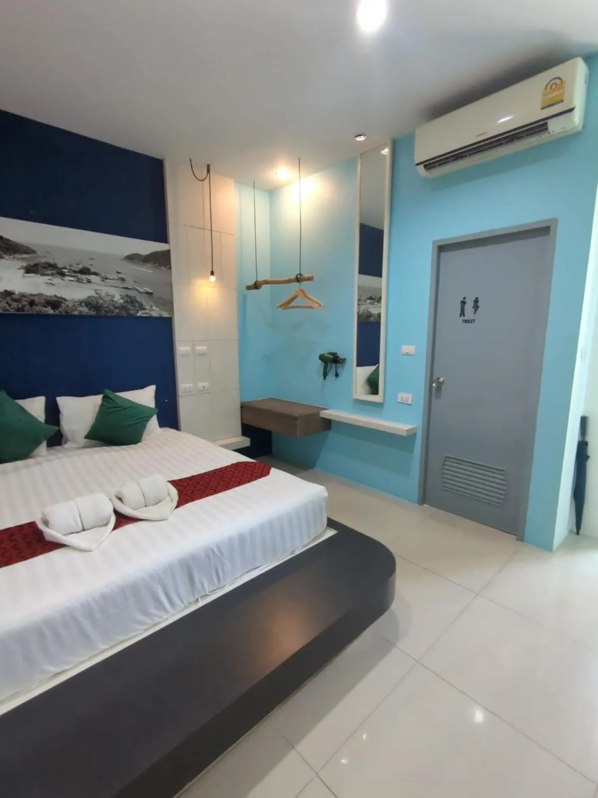 Bed in Hotel The Journey Patong New