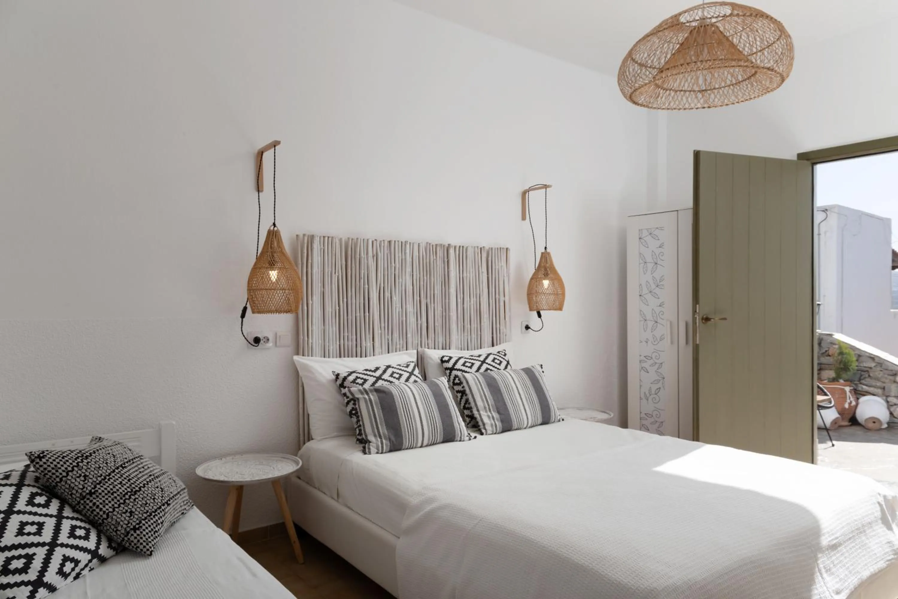 Bed in Villa Fiamegou Andros