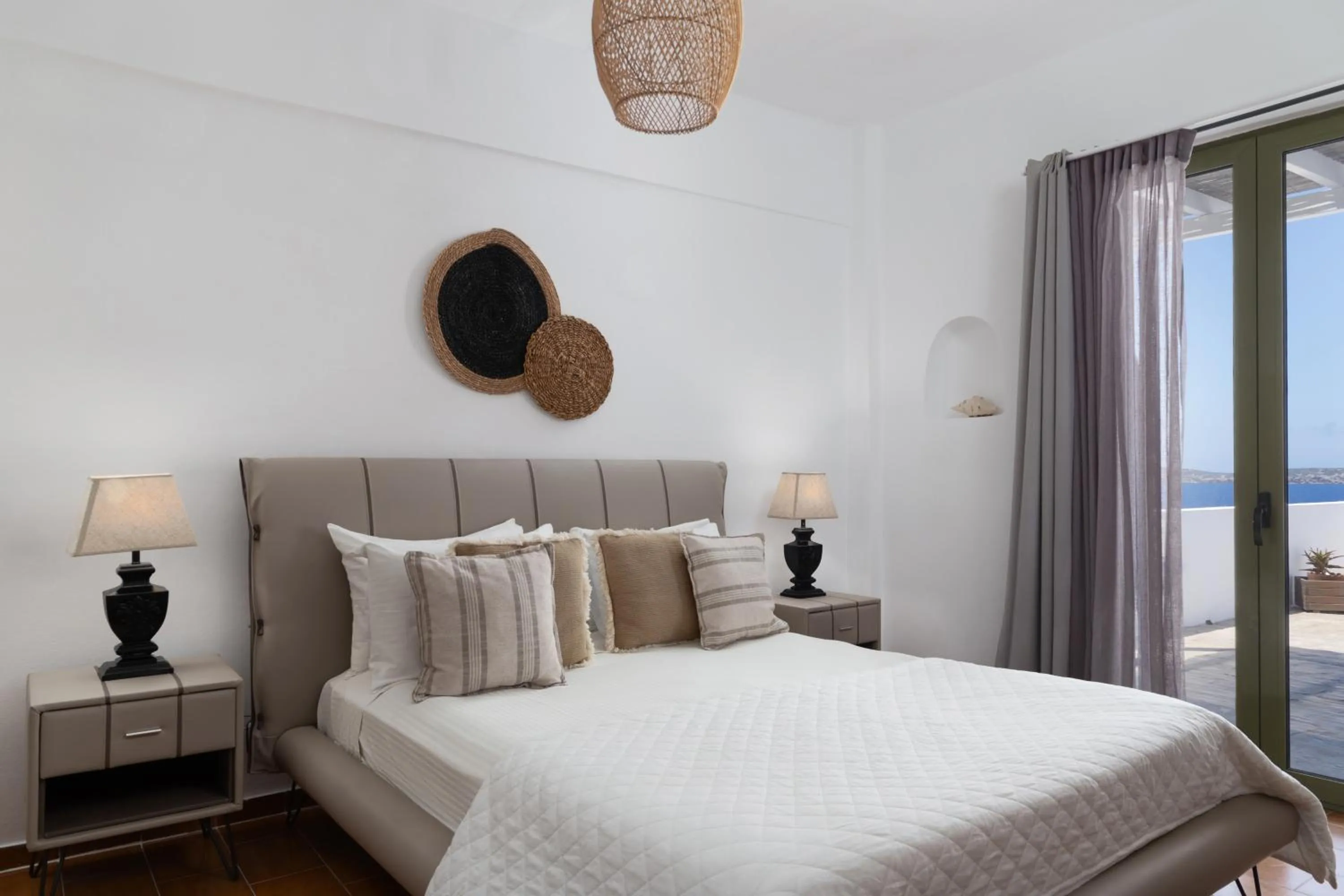 Bed in Villa Fiamegou Andros