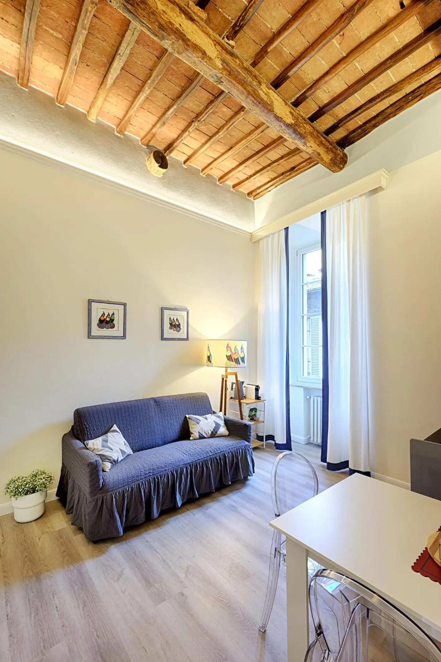 Seating area, Bed in Casa Ciseri