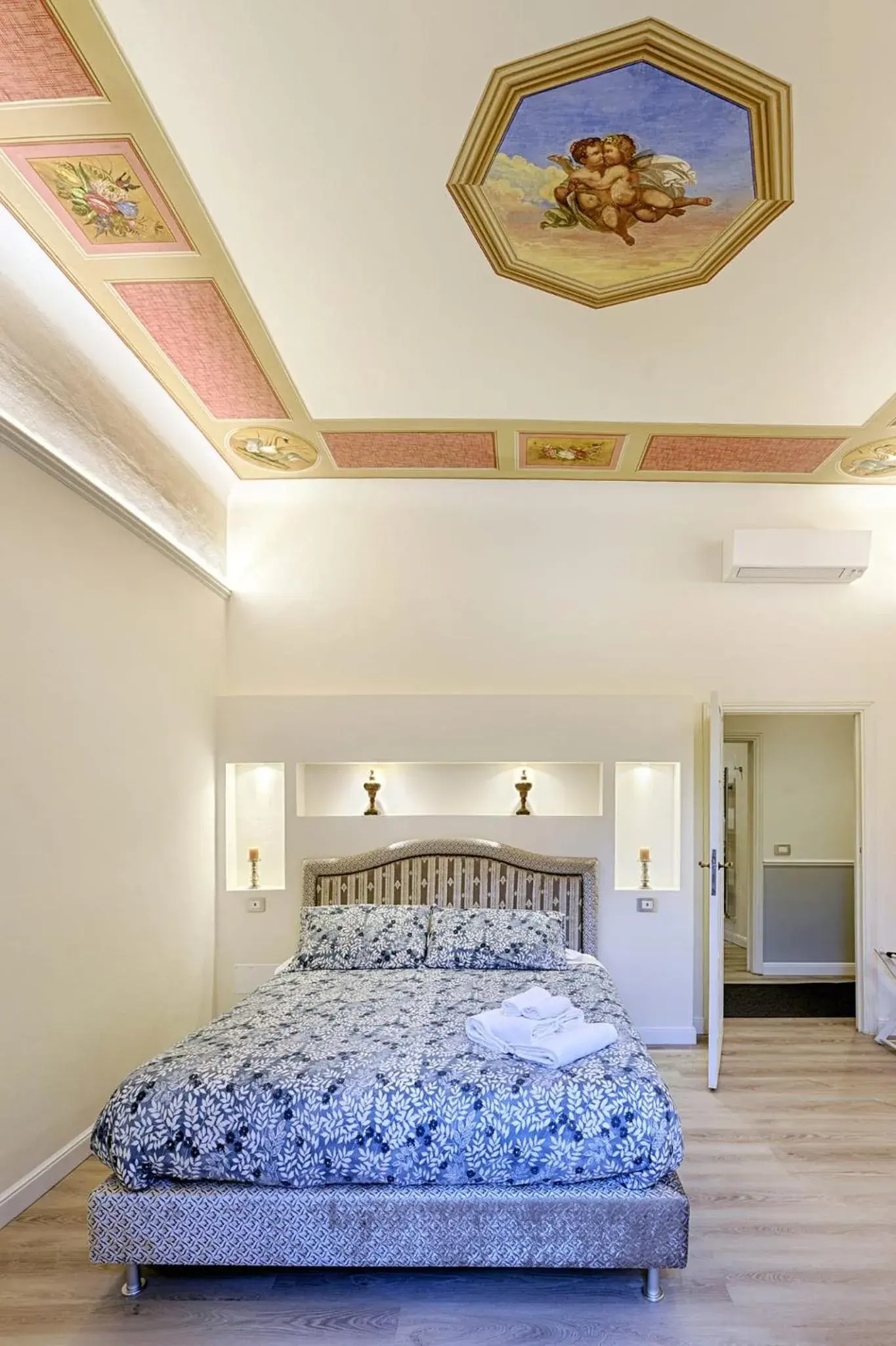 Two-Bedroom Apartment with City View in Casa Ciseri Two-Bedroom Apartment with City View in Casa Ciseri