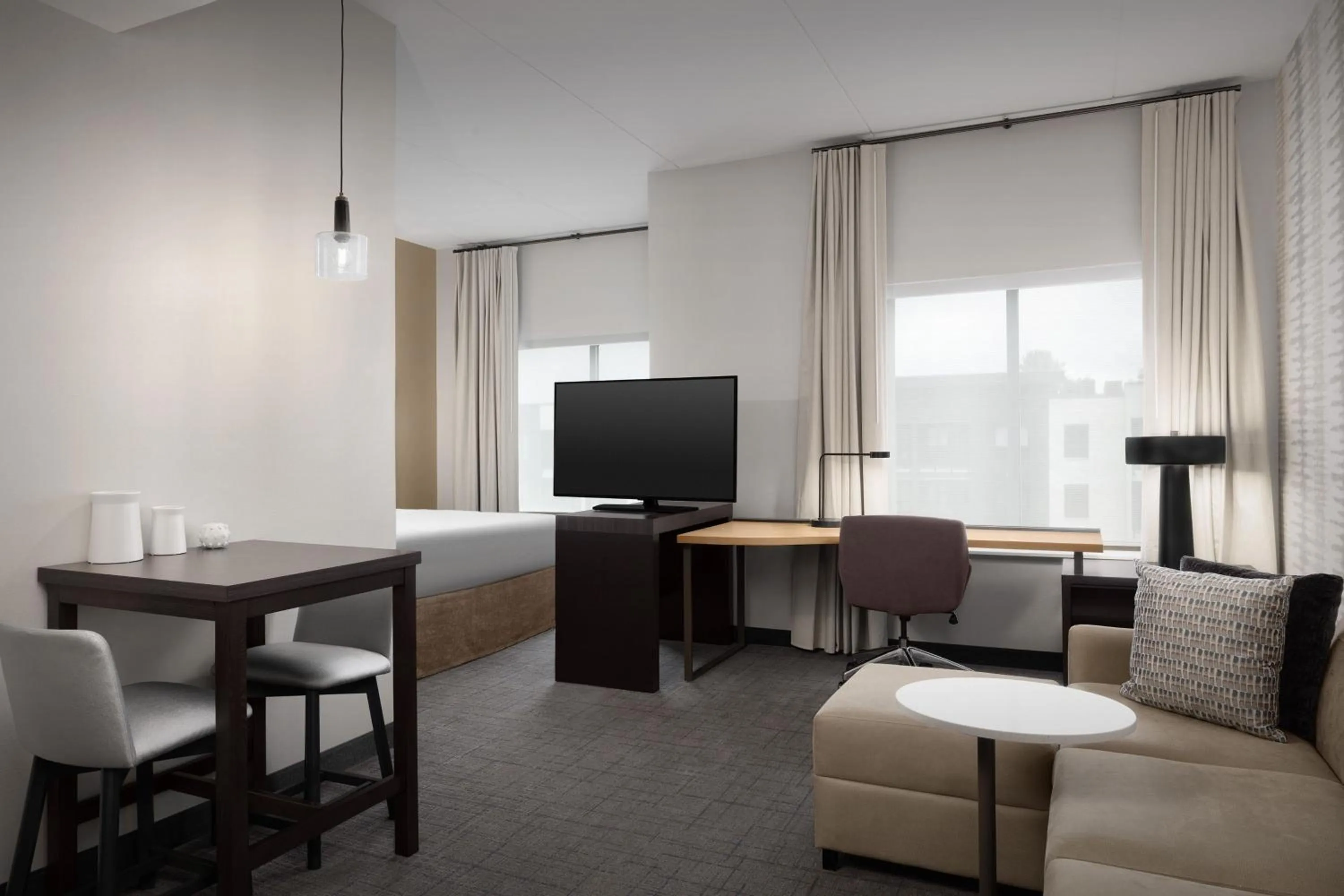 Photo of the whole room, Bed in Residence Inn by Marriott Kenwood Cincinnati