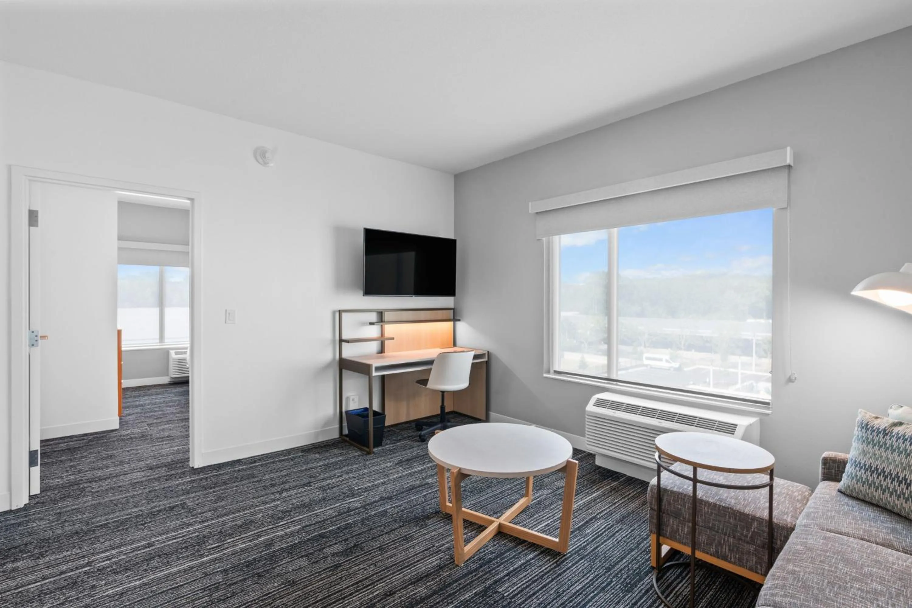 Photo of the whole room in TownePlace Suites Jacksonville Airport