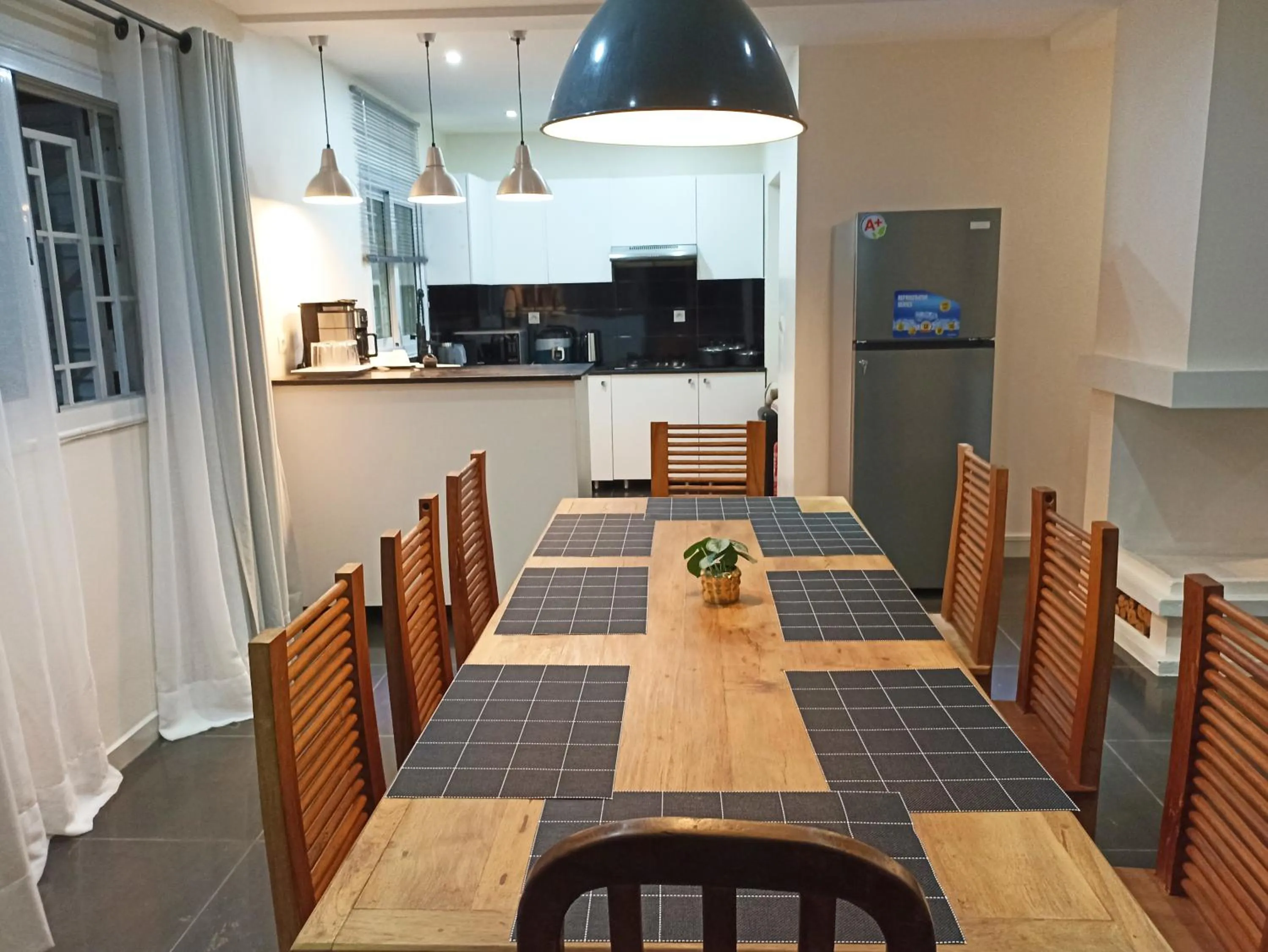 Hôtel Les 12 Collines, Ivato Aéroport