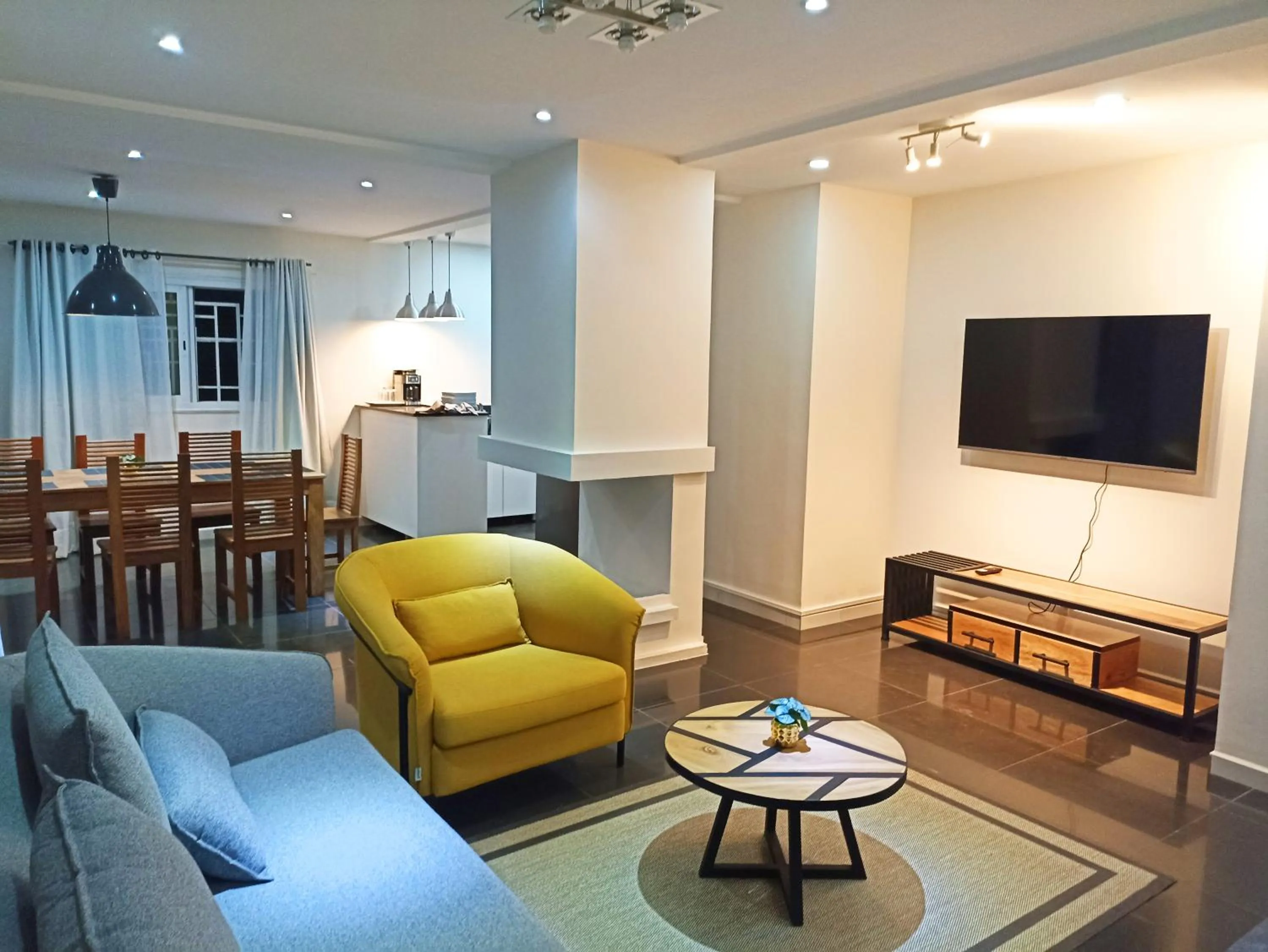 Hôtel Les 12 Collines, Ivato Aéroport