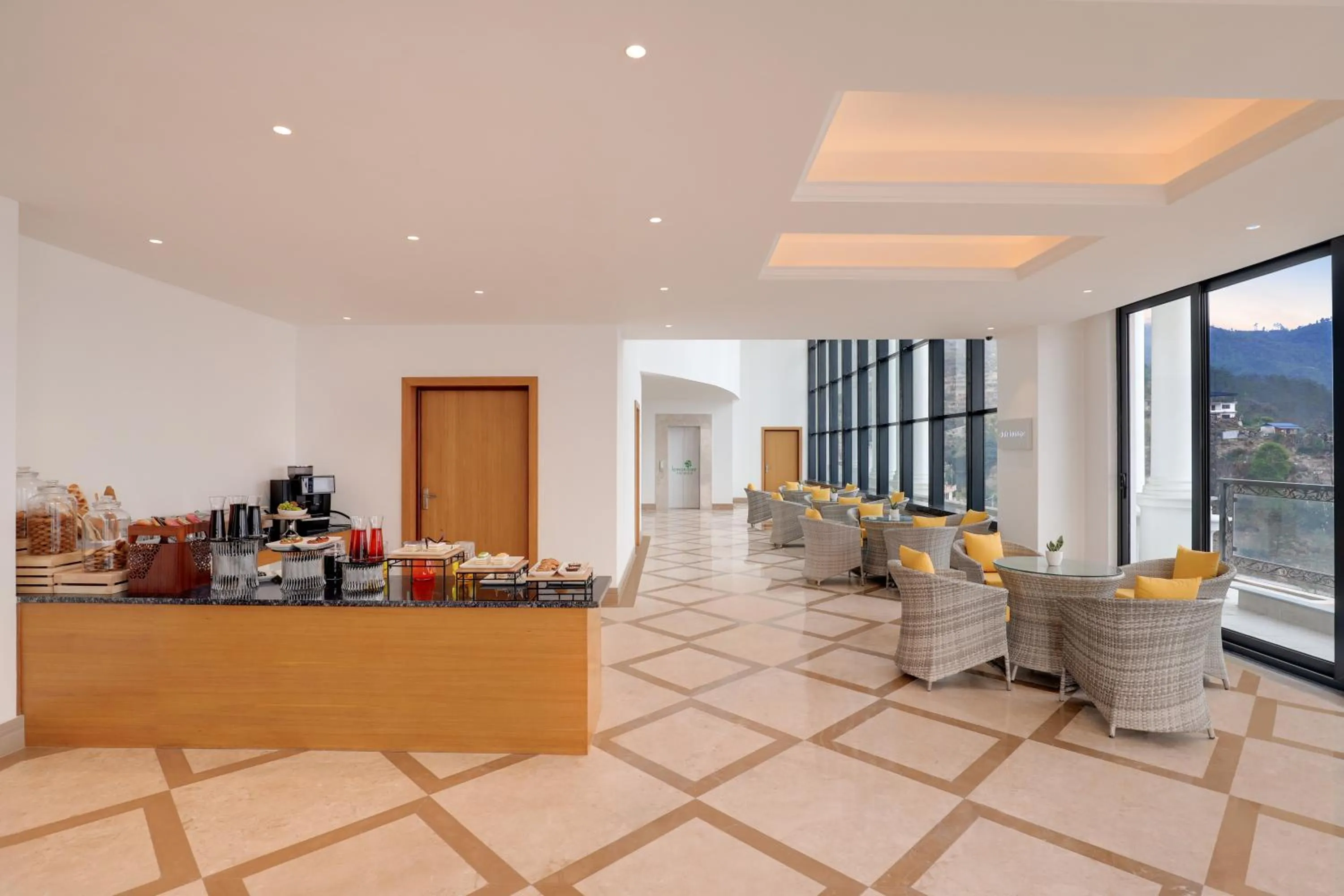 Lounge or bar in Lemon Tree Premier Budhanilkantha Kathmandu, Nepal