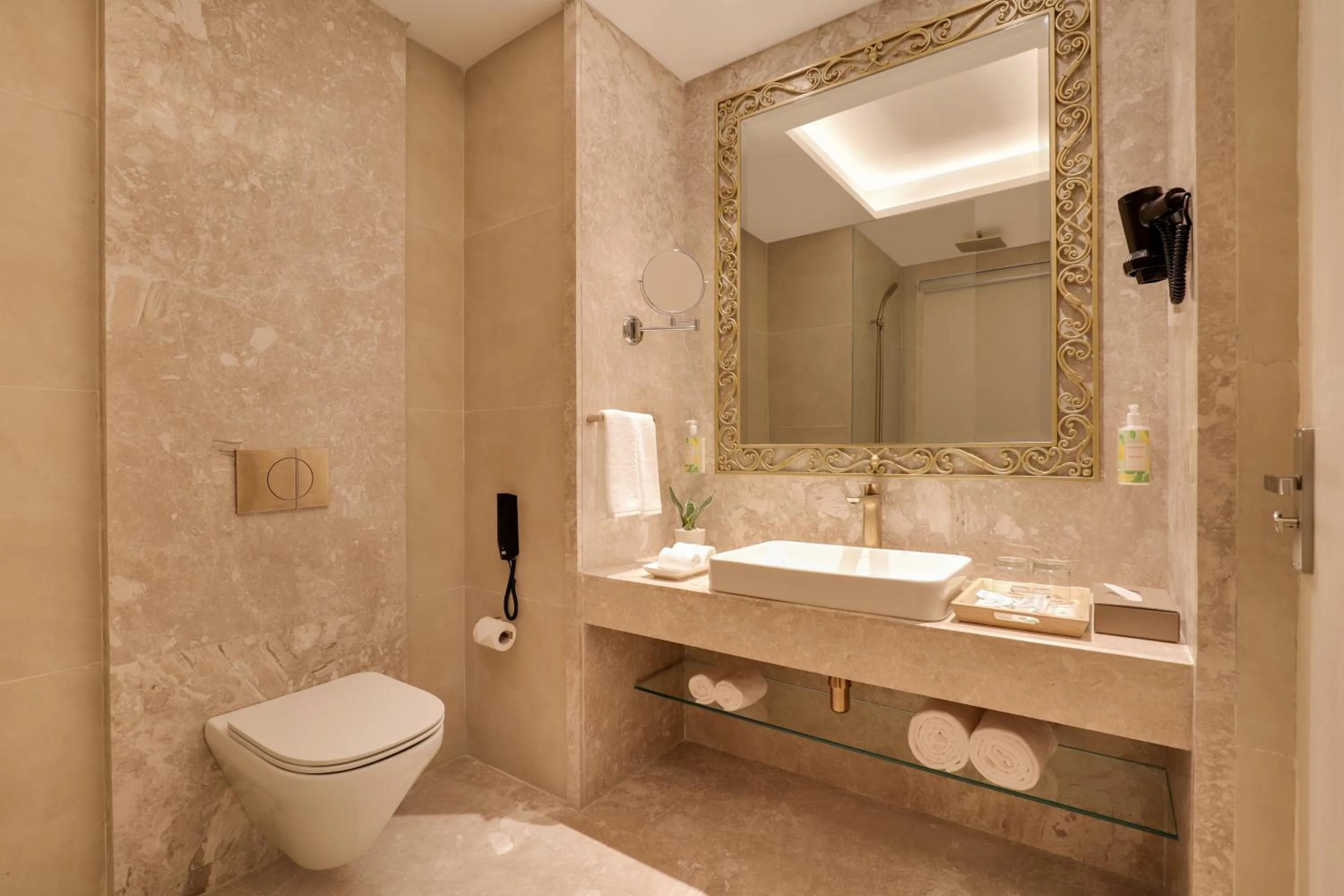 Lemon Tree Premier Budhanilkantha Kathmandu, Nepal