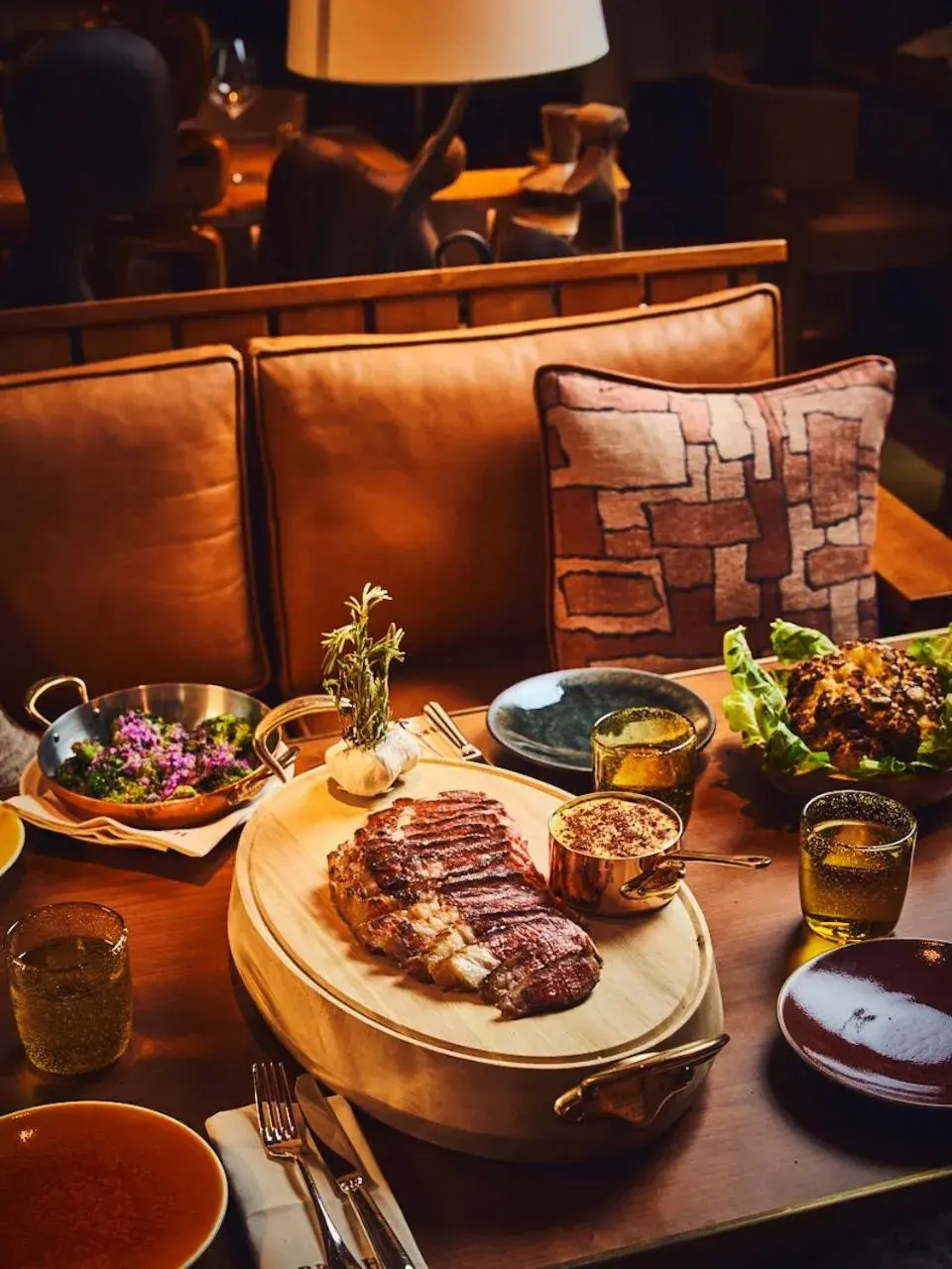 Restaurant/places to eat in Brach Madrid - Evok Collection Restaurant/places to eat in Brach Madrid - Evok Collection