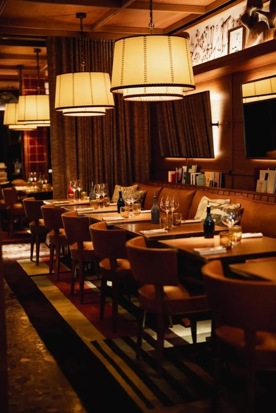 Restaurant/places to eat in Brach Madrid - Evok Collection Restaurant/places to eat in Brach Madrid - Evok Collection