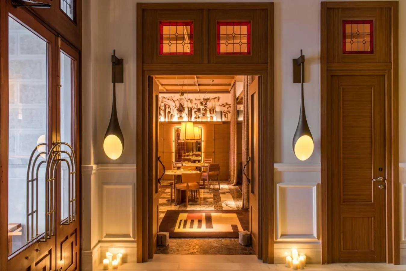 Facade/entrance in Brach Madrid - Evok Collection