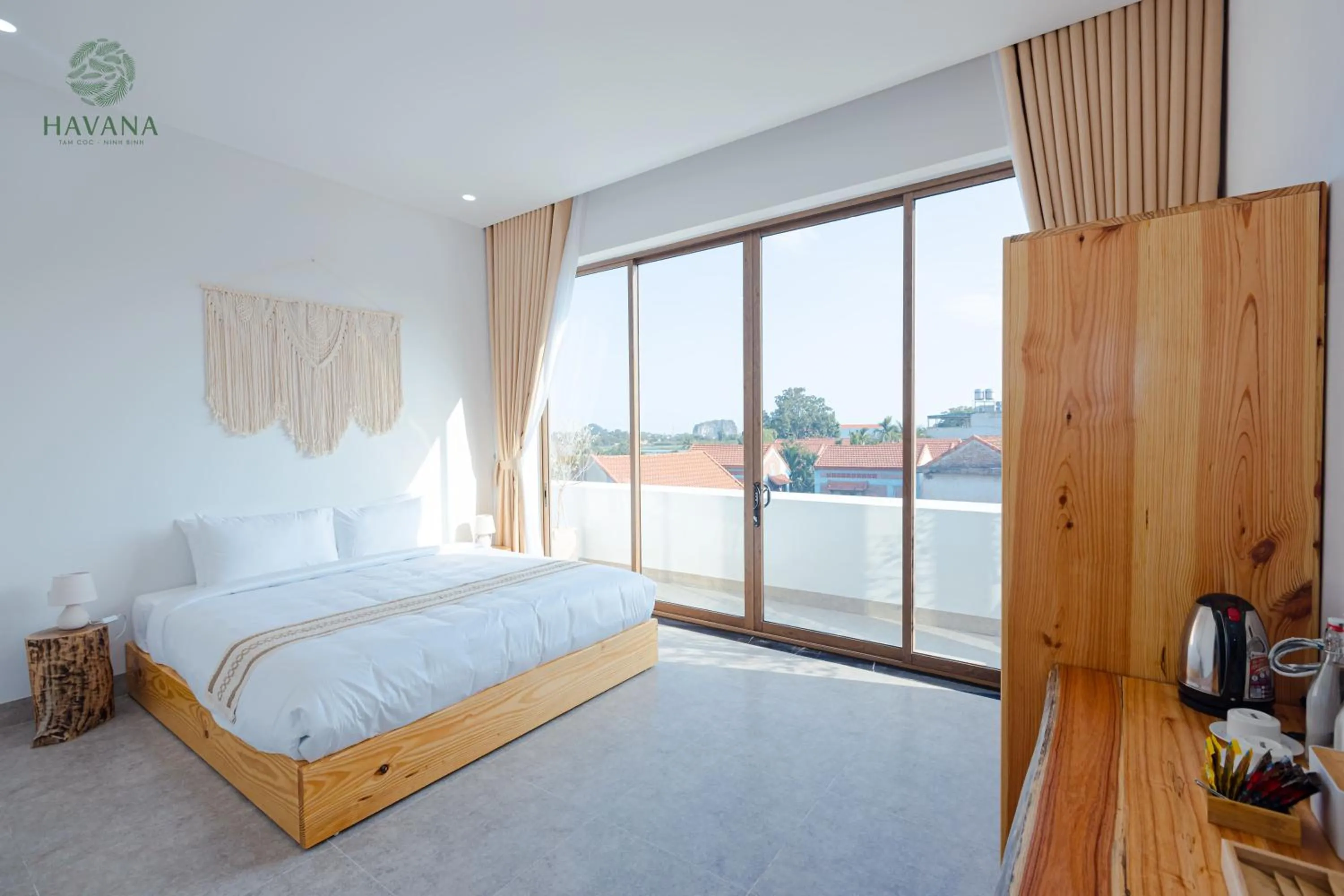 Bed in Havana Tam Coc Ninh Binh