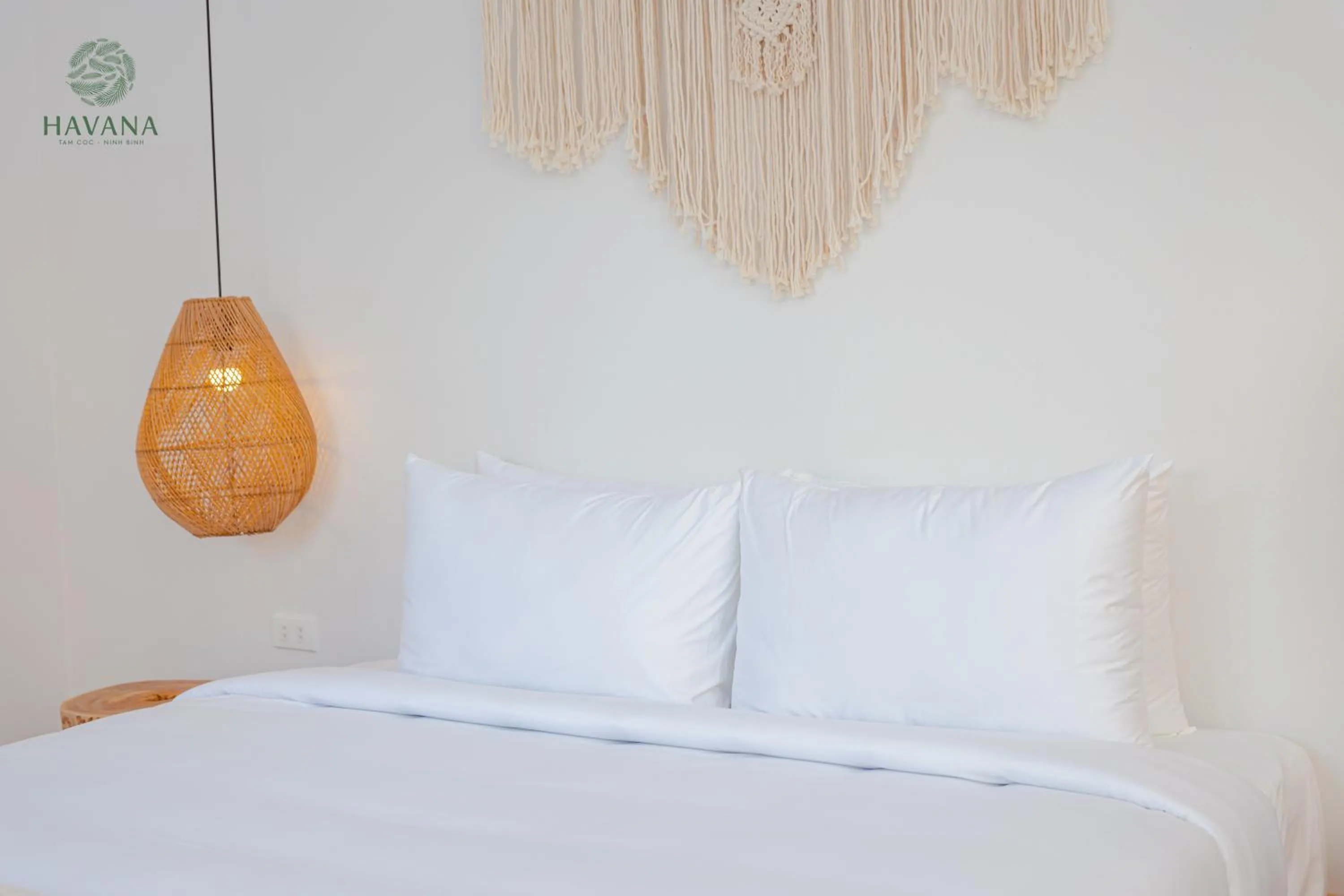 Bed in Havana Tam Coc Ninh Binh