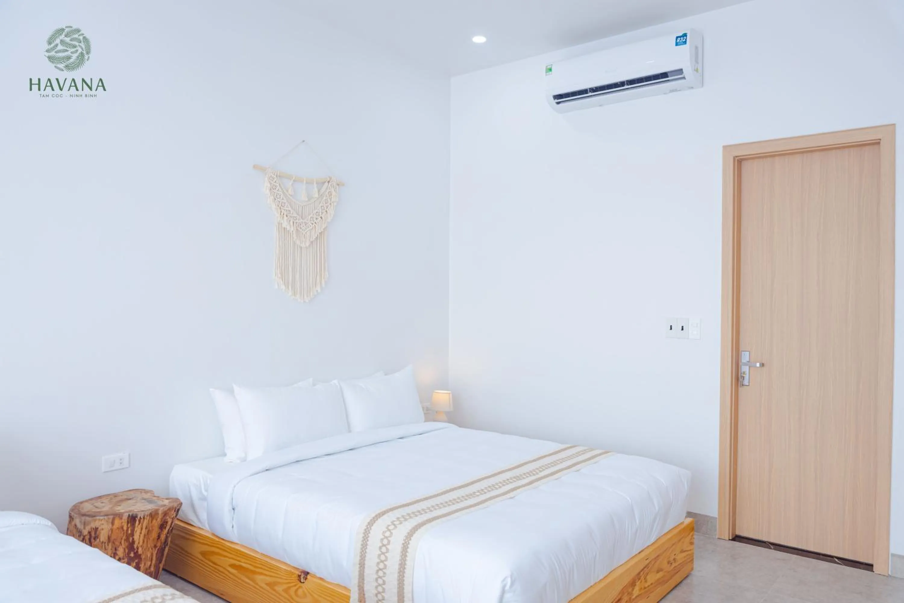 Bed in Havana Tam Coc Ninh Binh