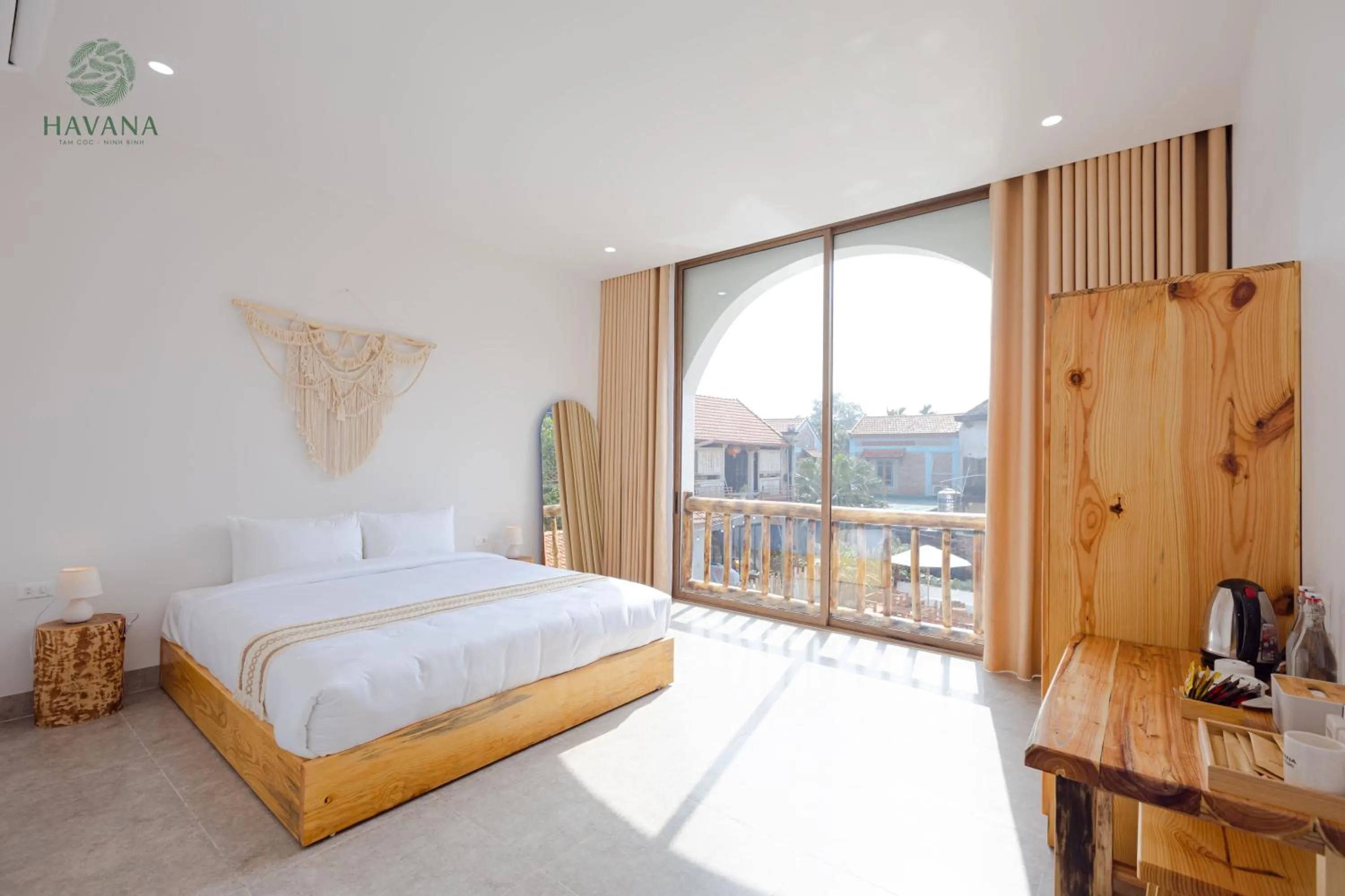 Bed in Havana Tam Coc Ninh Binh