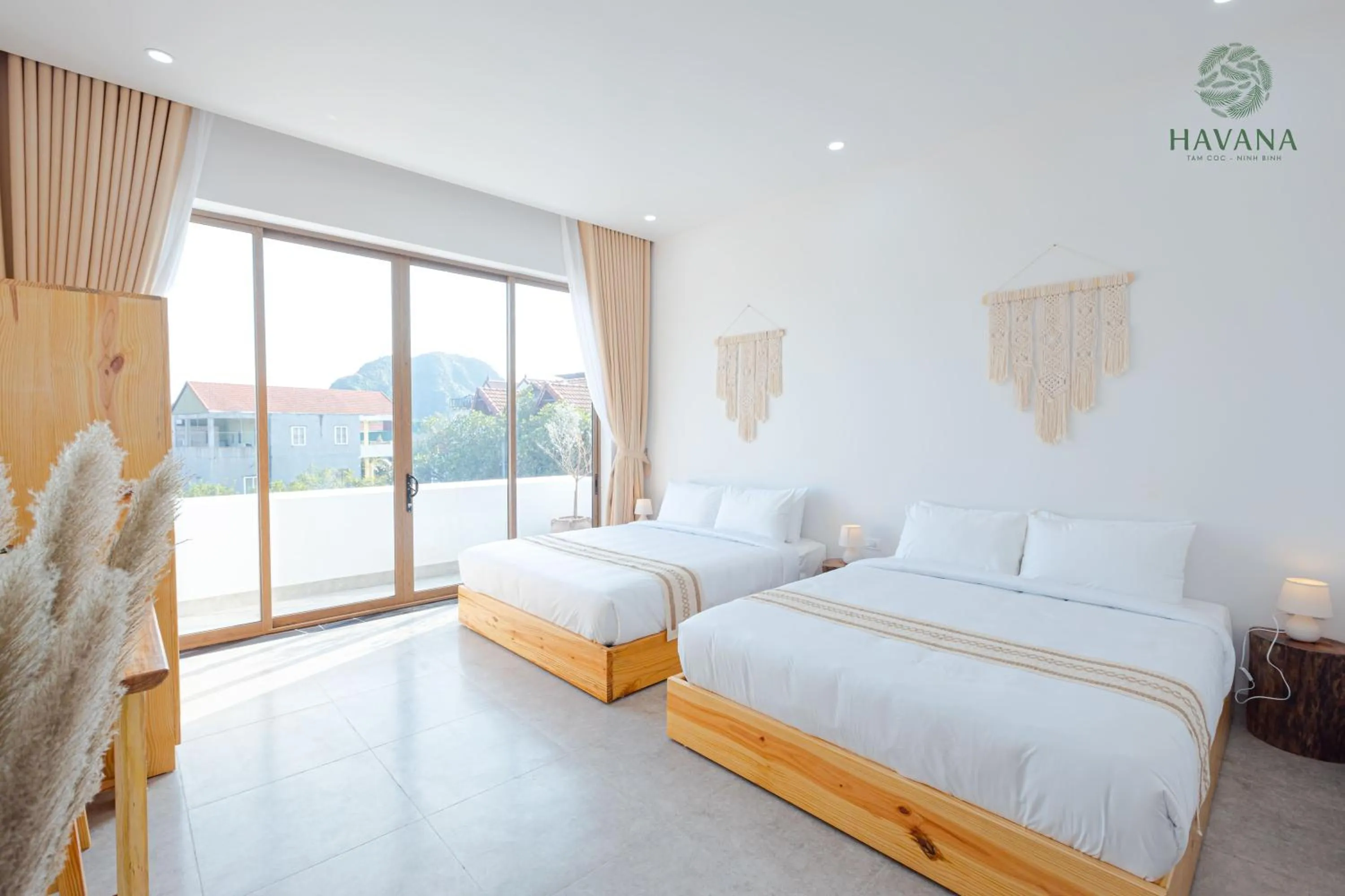 Bed in Havana Tam Coc Ninh Binh