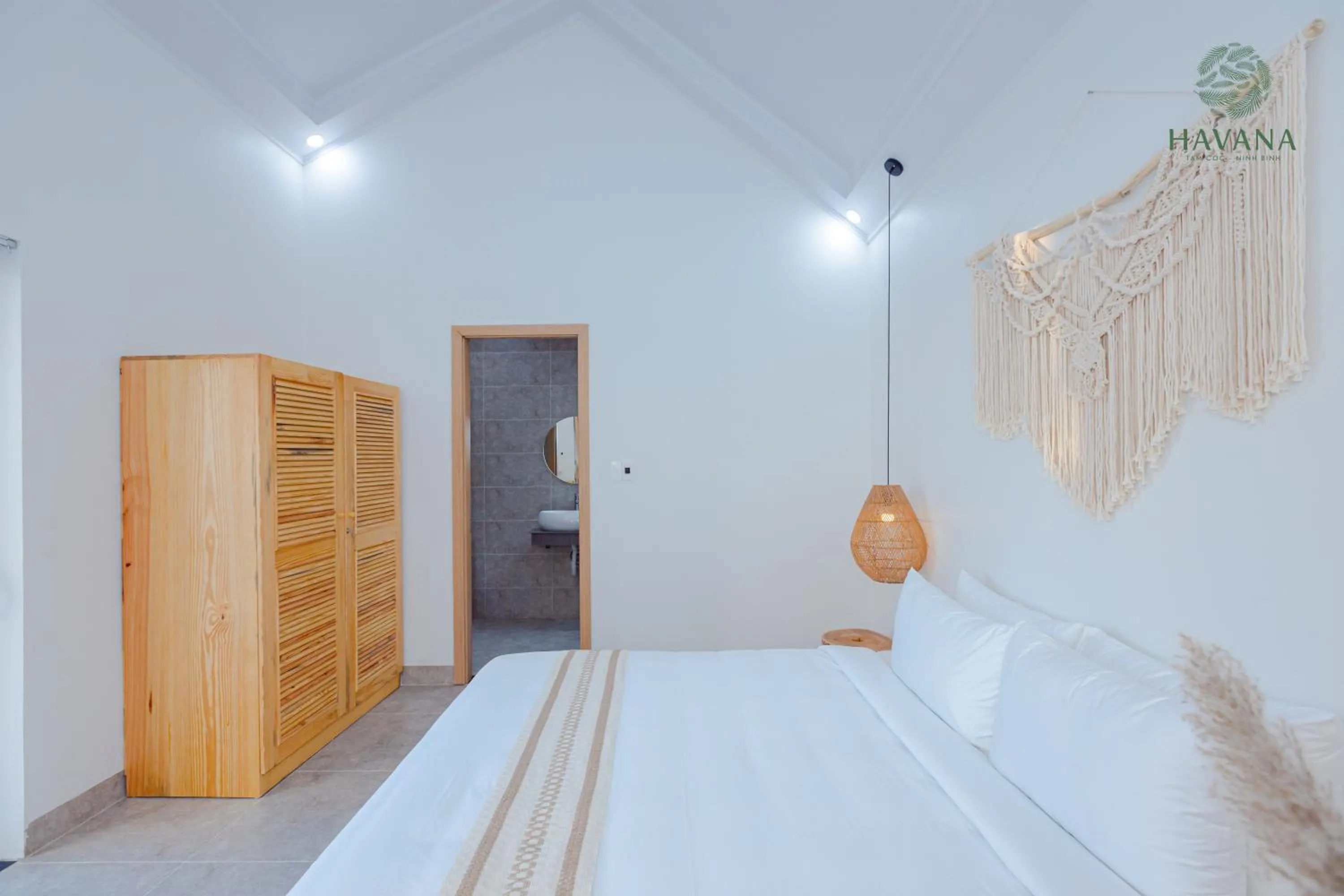 Bed in Havana Tam Coc Ninh Binh