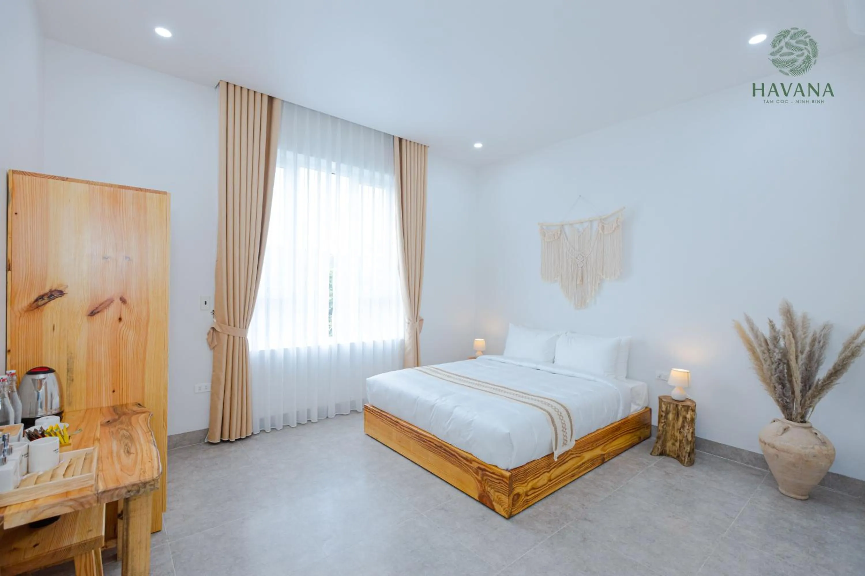 Bed in Havana Tam Coc Ninh Binh