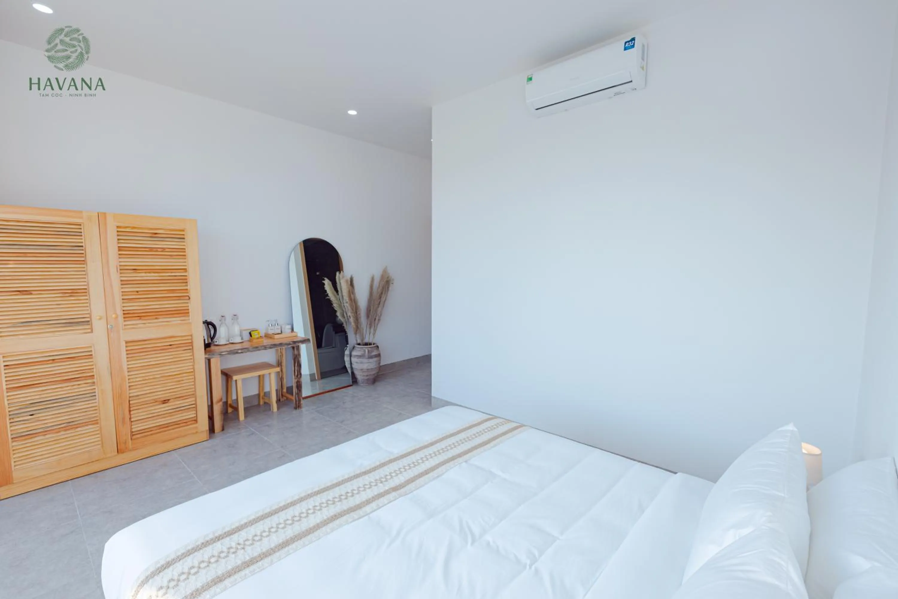 Bed in Havana Tam Coc Ninh Binh