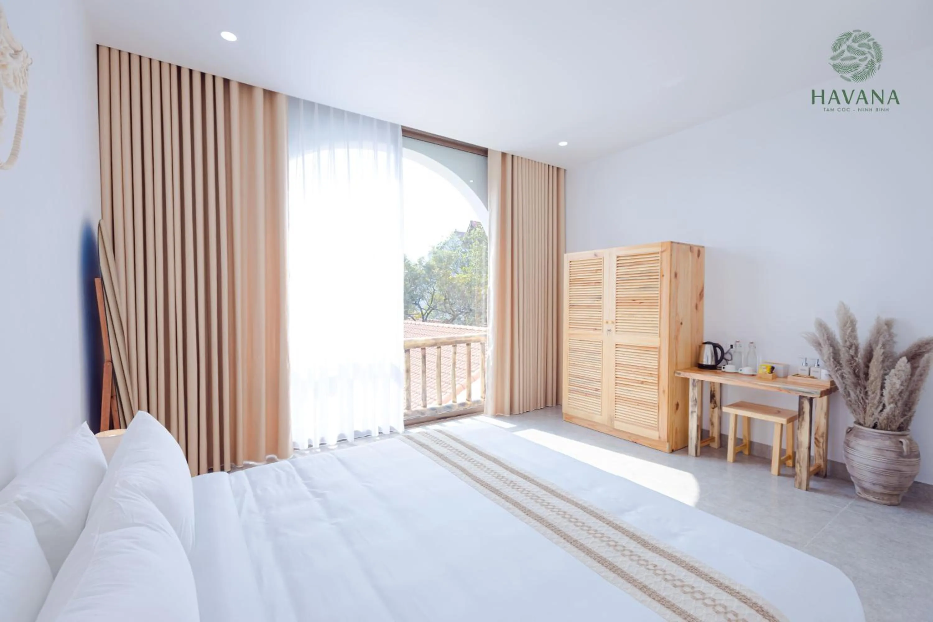 Bed in Havana Tam Coc Ninh Binh