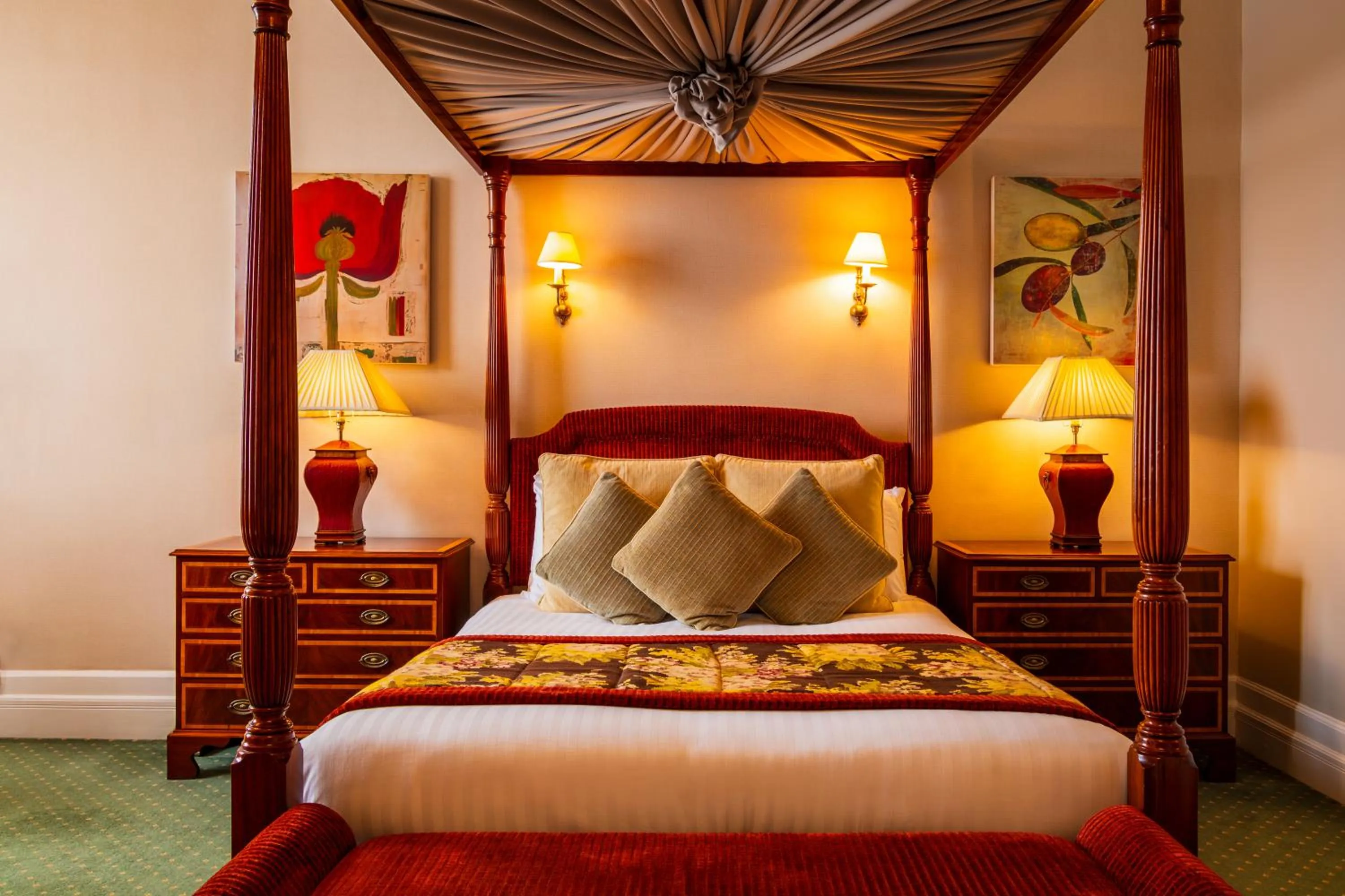 Bed in The Midland Hotel