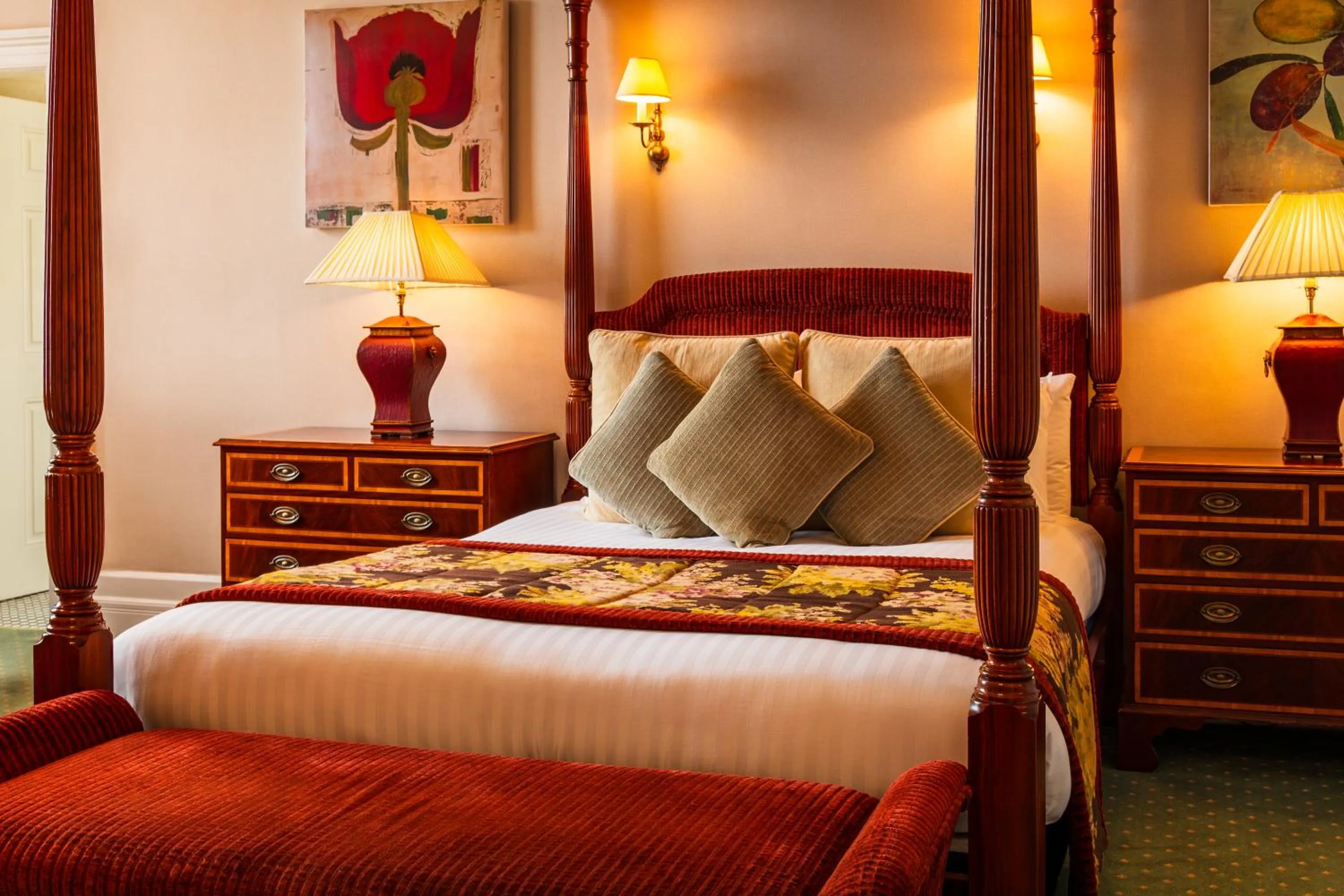 Bed in The Midland Hotel