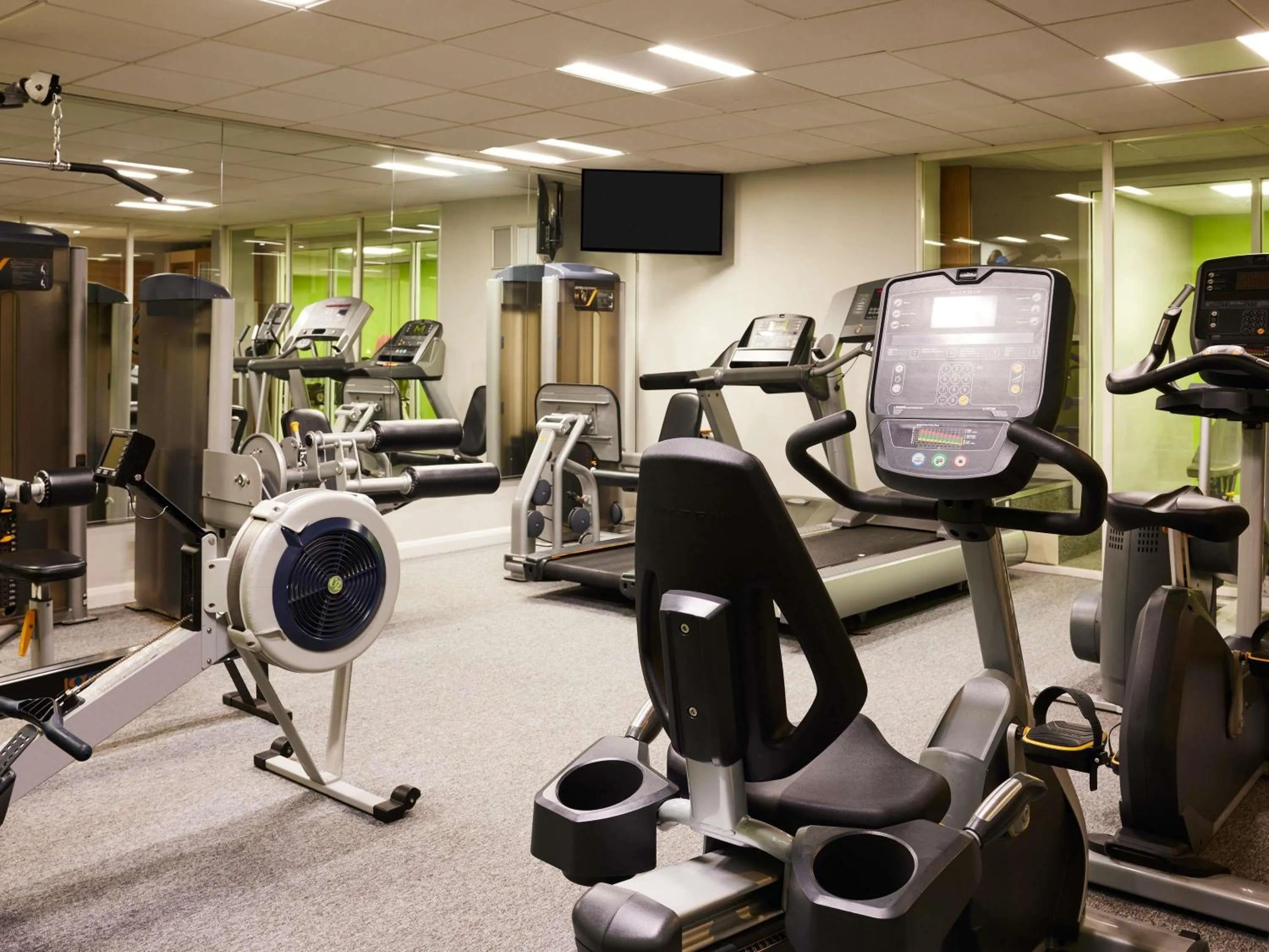 Property building in Mercure Northampton