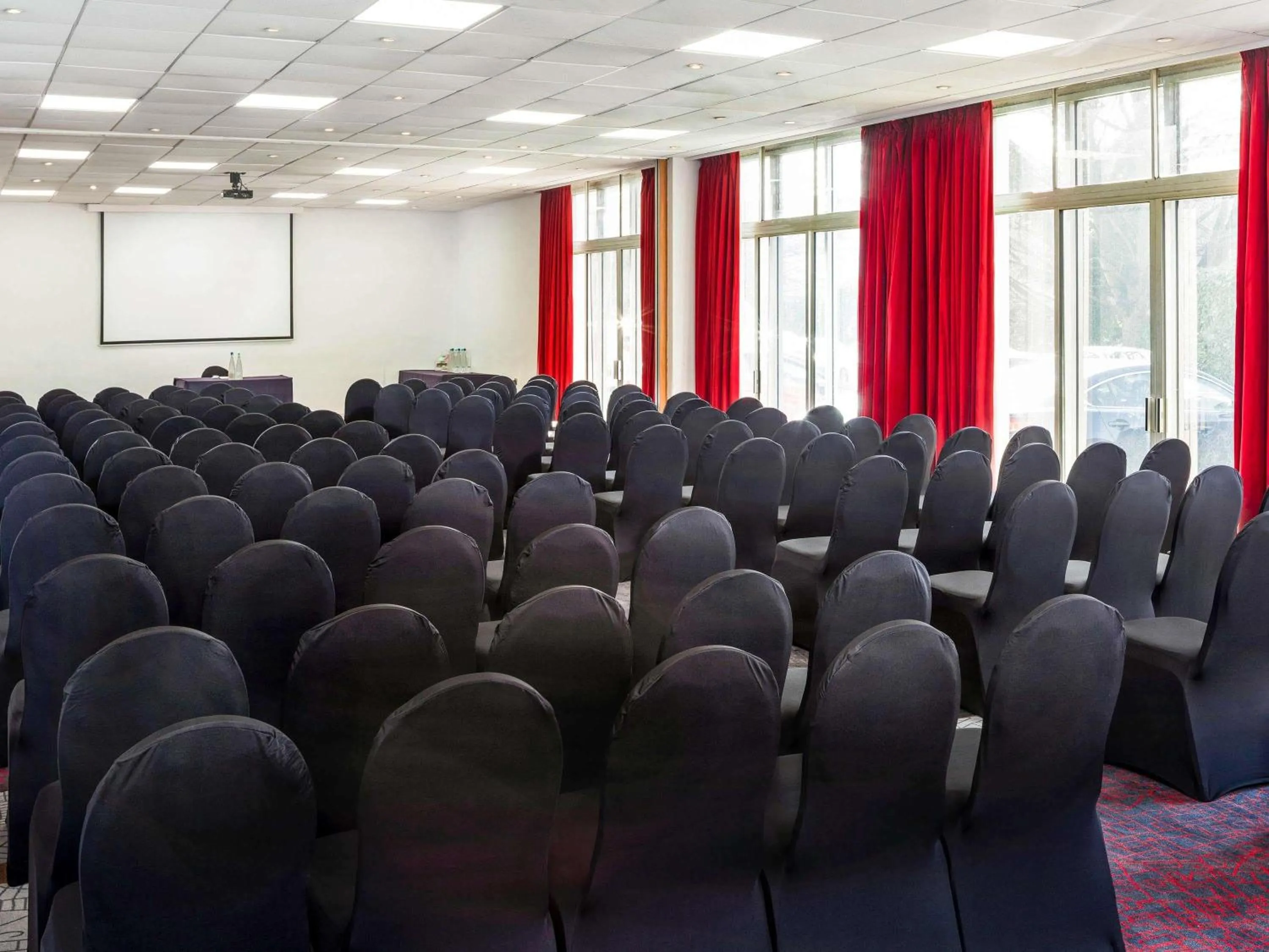 Meeting/conference room in Mercure Northampton