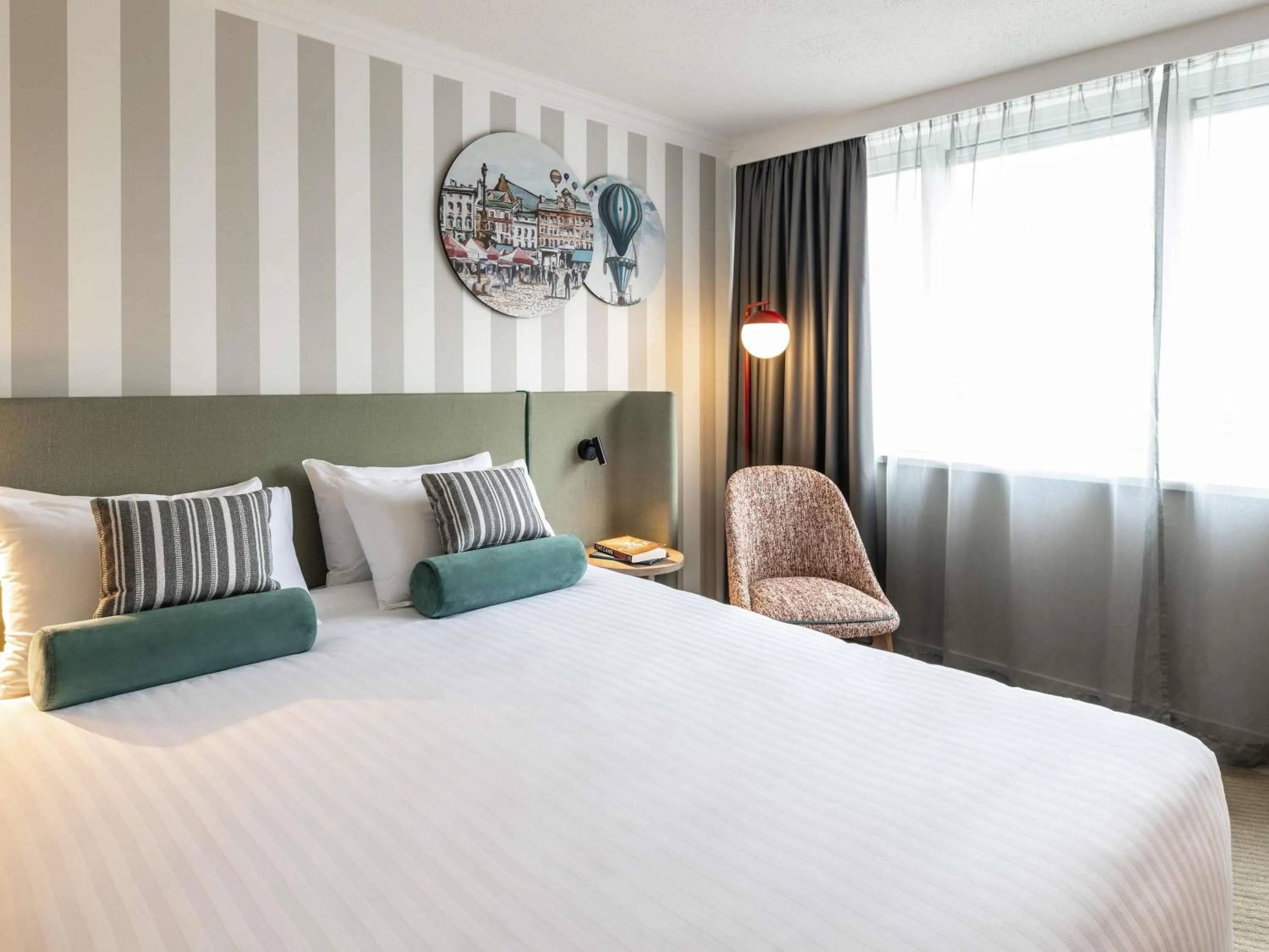 Bedroom, Bed in Mercure Northampton