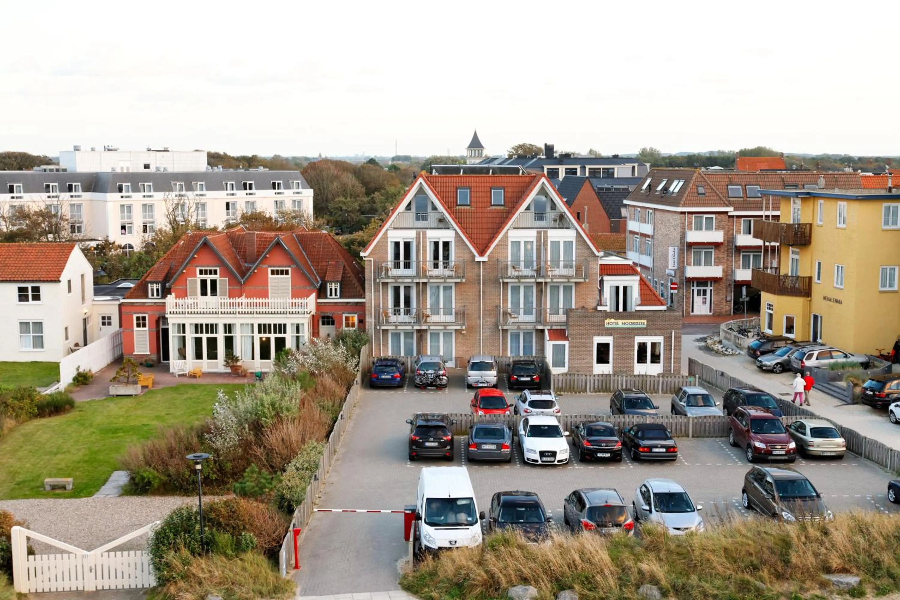 Facade/entrance in Hotel Noordzee