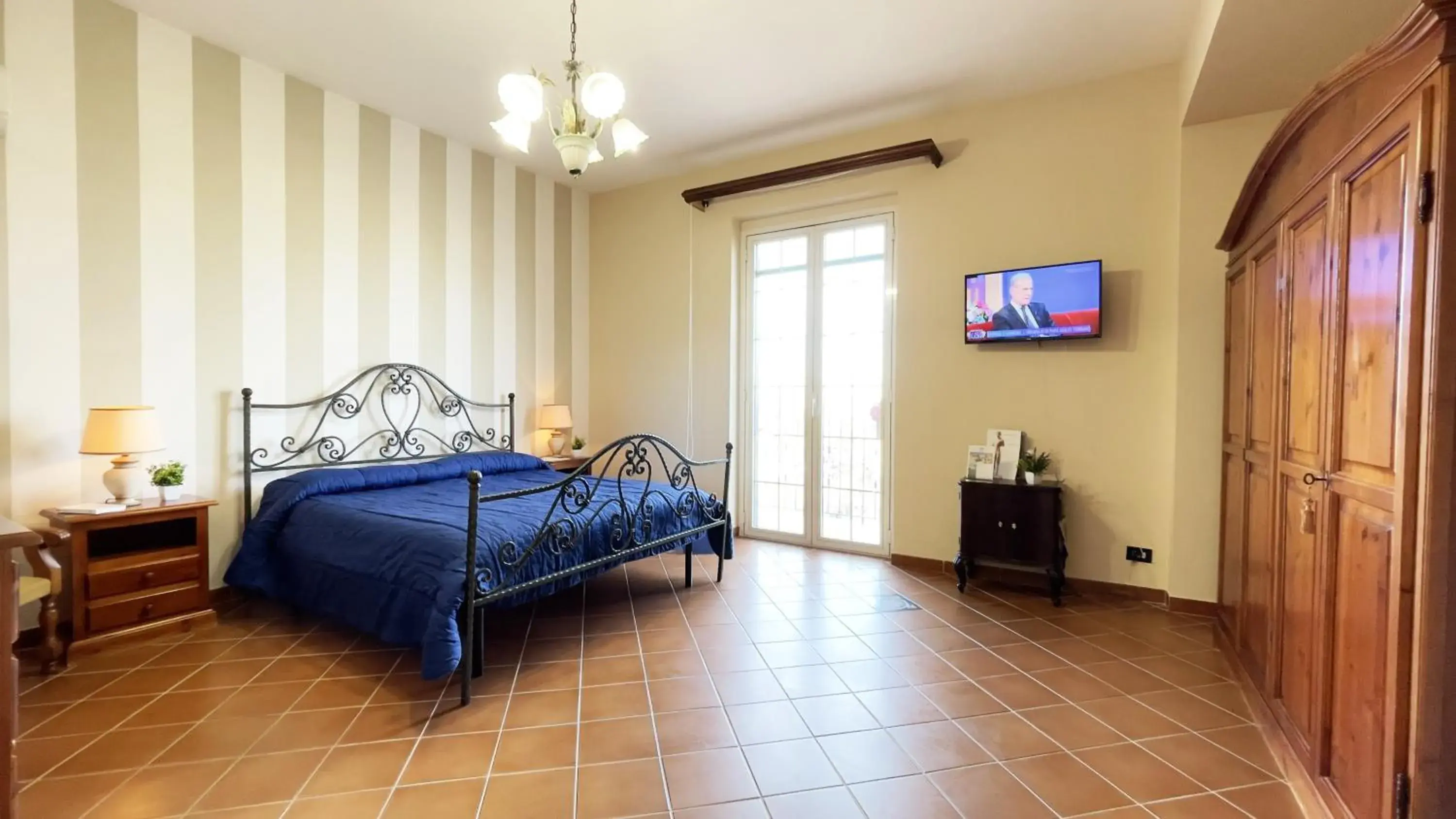 Double Room with Balcony in Country Sicily Home Double Room with Balcony in Country Sicily Home