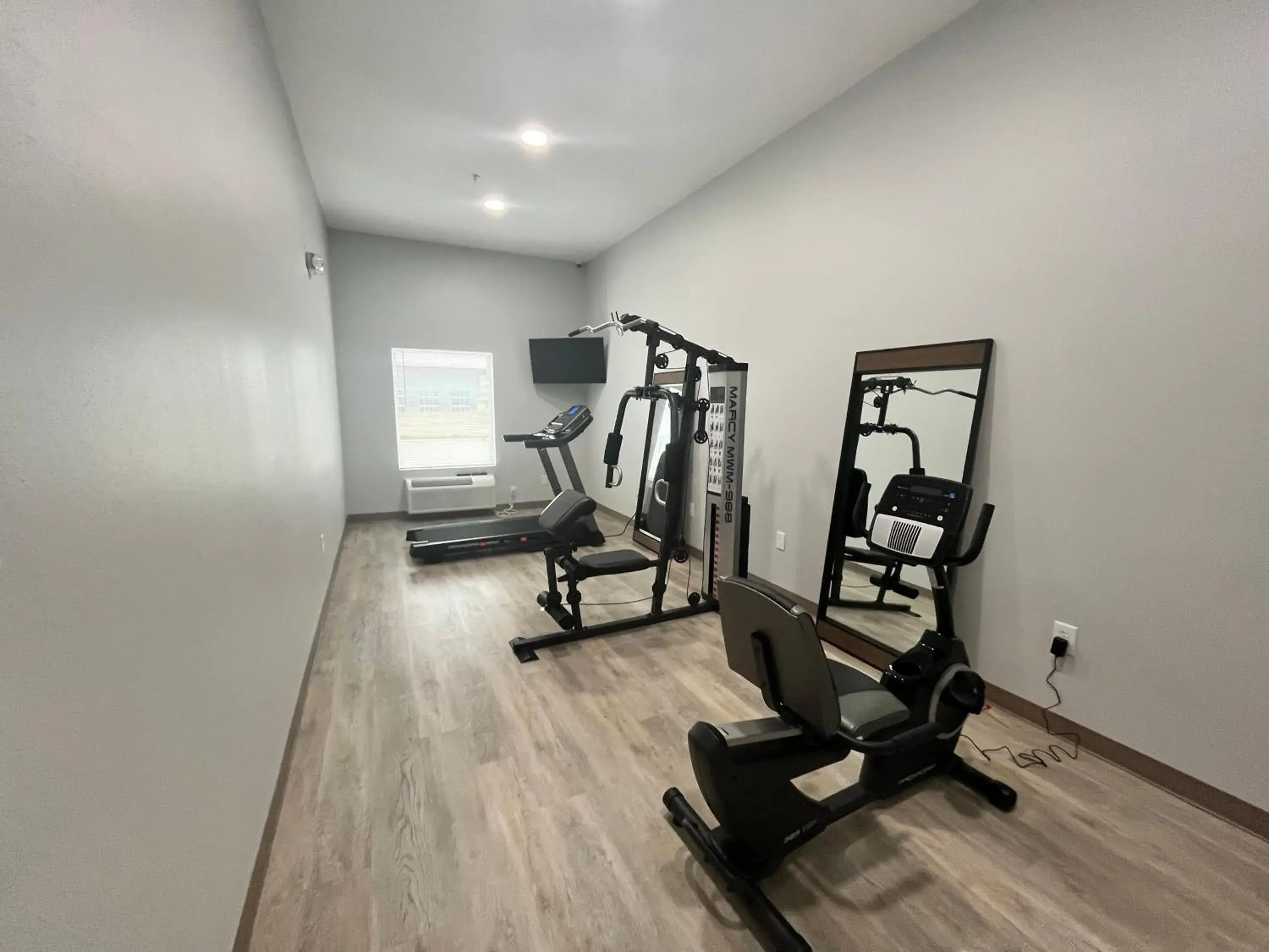 Fitness centre/facilities in Motel 6 Gonzales, LA Baton Rouge Geismar Prairieville I 10 Fitness centre/facilities in Motel 6 Gonzales, LA Baton Rouge Geismar Prairieville I 10