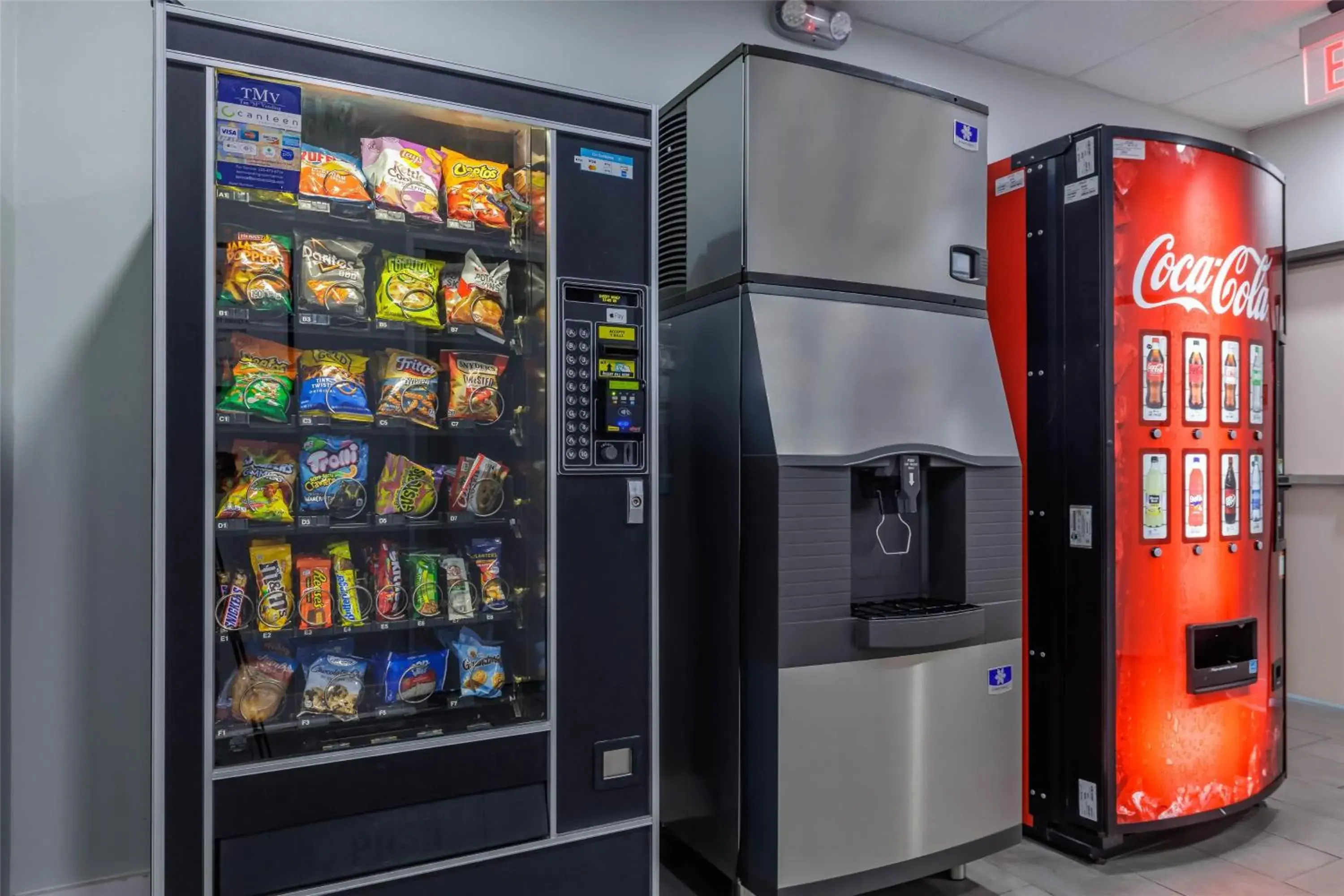 Property building in Motel 6 Gonzales, LA Baton Rouge Geismar Prairieville I 10 Property building in Motel 6 Gonzales, LA Baton Rouge Geismar Prairieville I 10