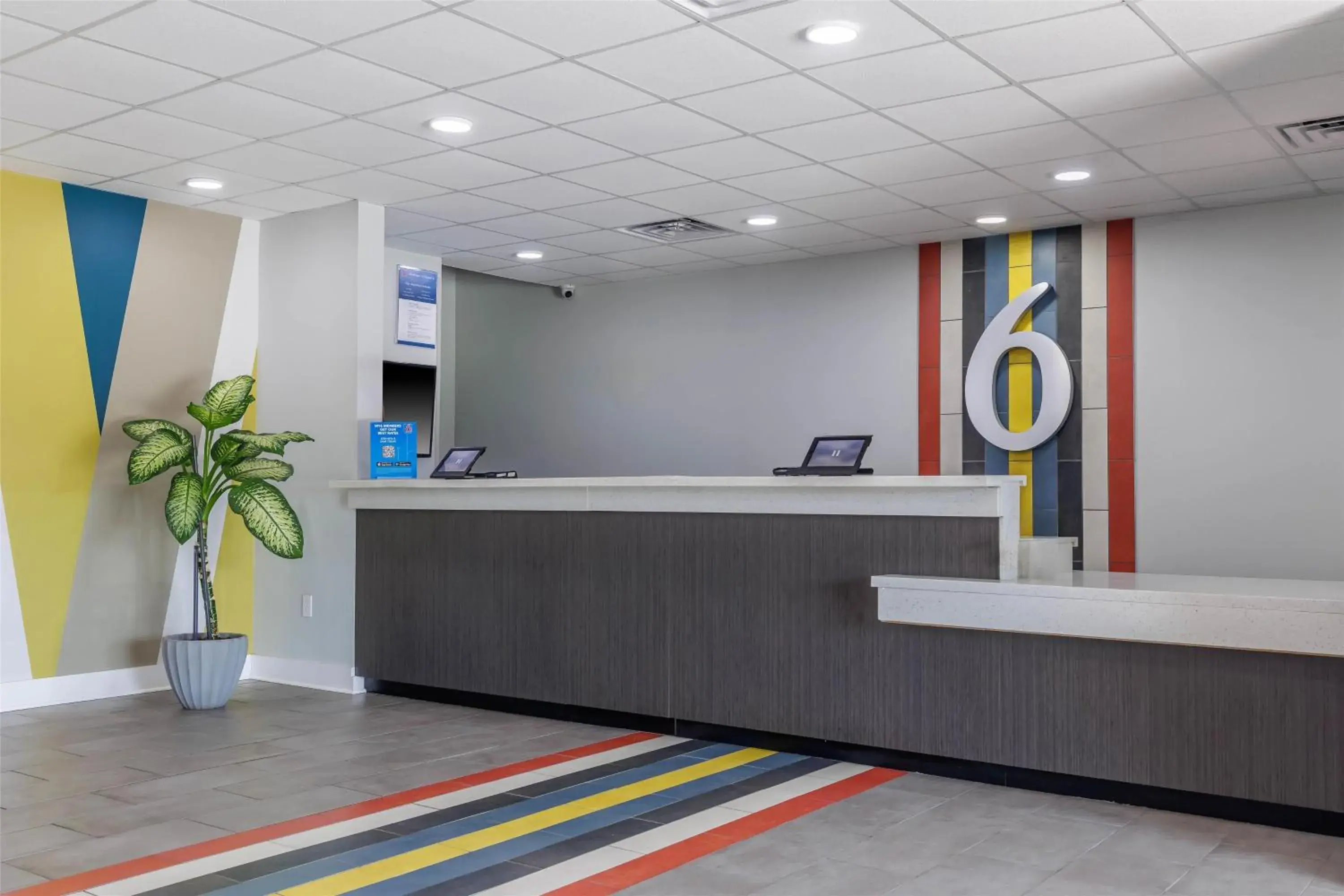 Lobby or reception in Motel 6 Gonzales, LA Baton Rouge Geismar Prairieville I 10 Lobby or reception in Motel 6 Gonzales, LA Baton Rouge Geismar Prairieville I 10