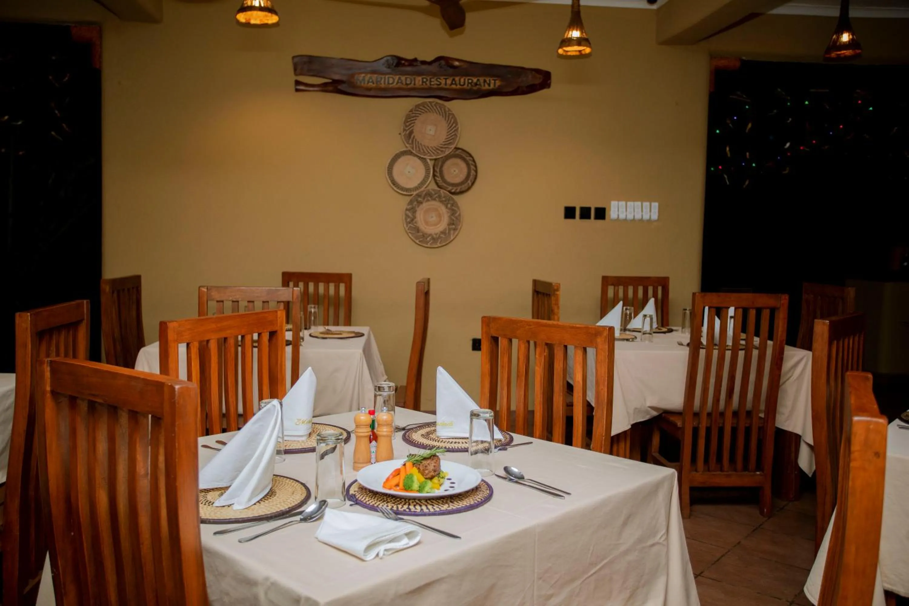 Restaurant/places to eat in The Maridadi Hotel